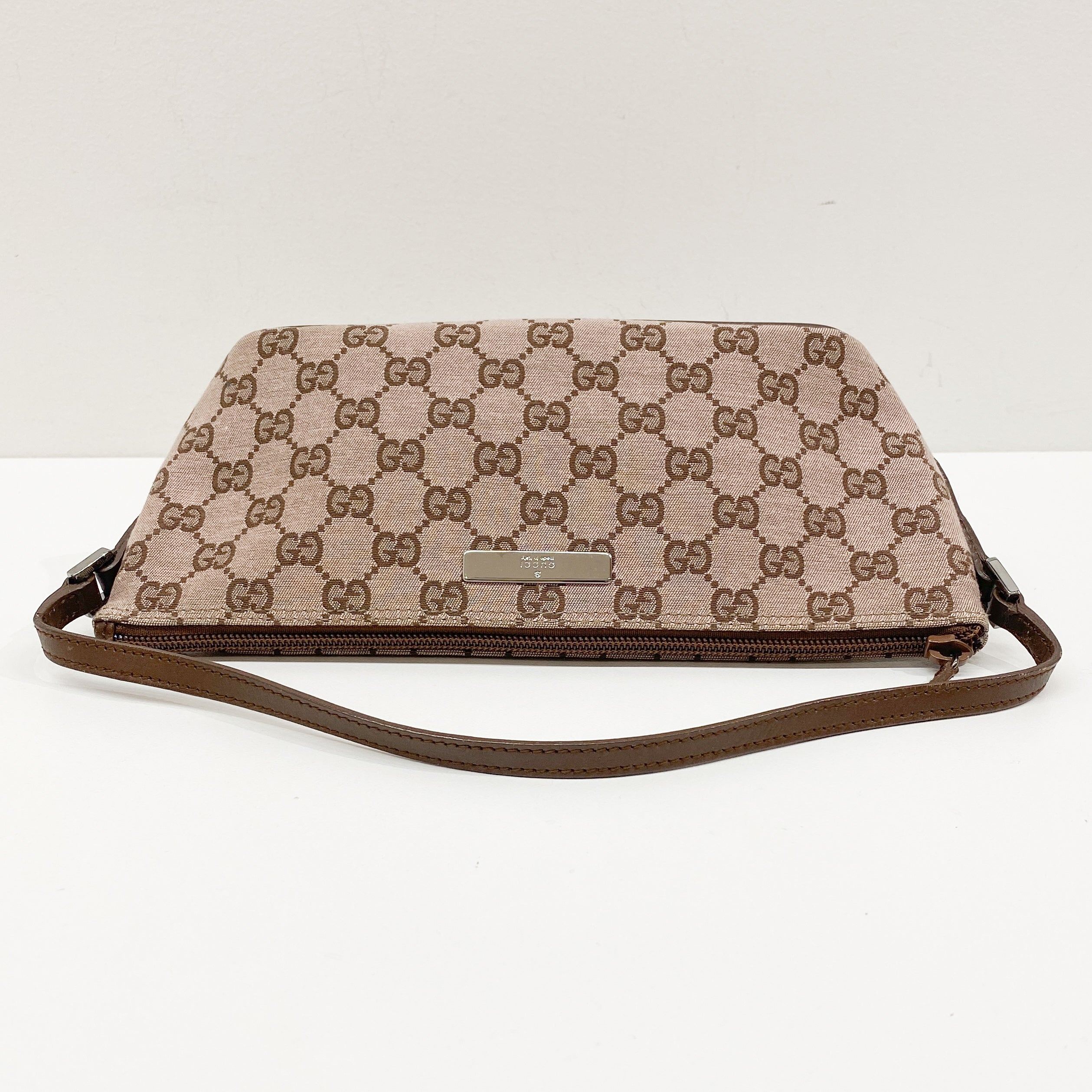 GG Canvas Brown Boat Shoulder Bag