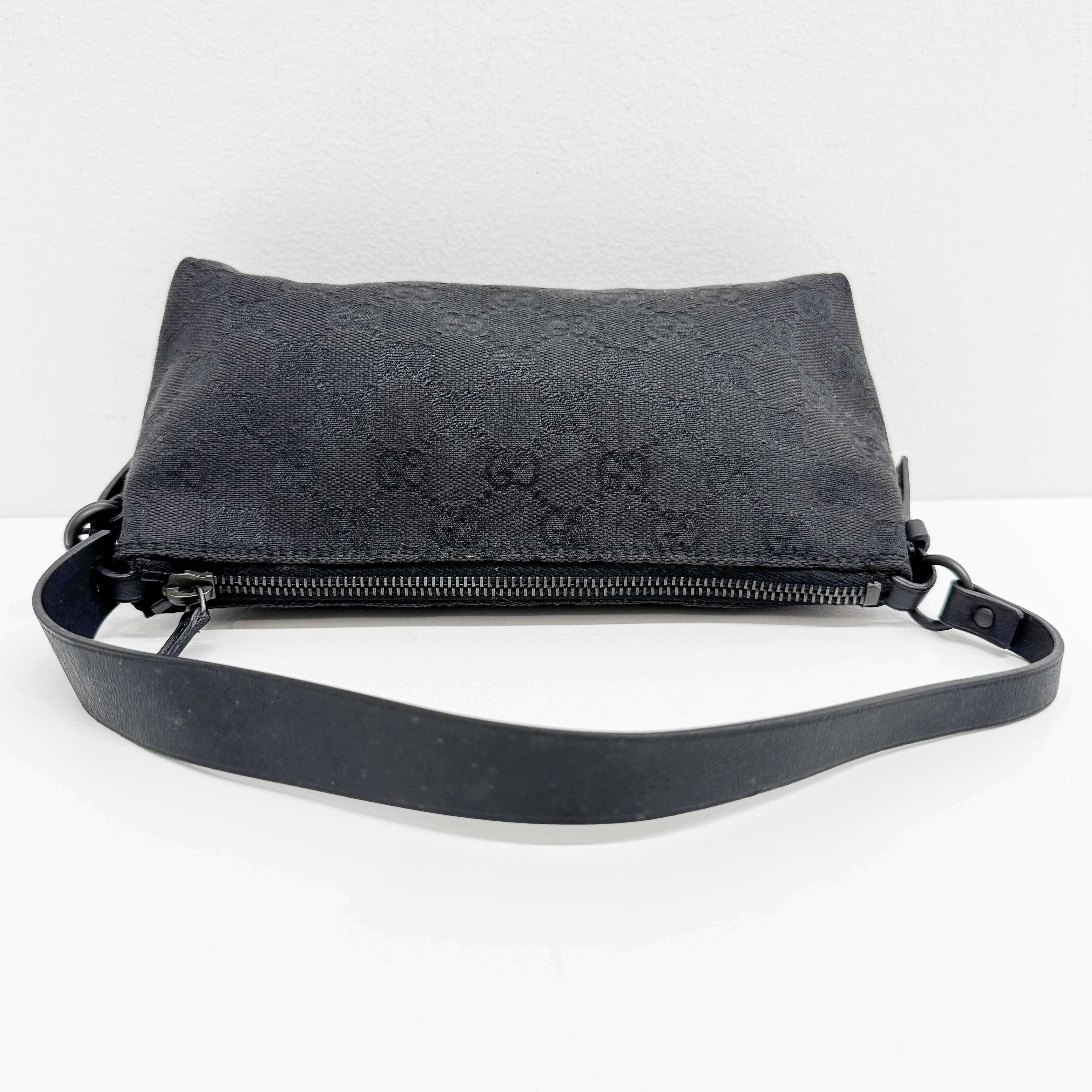 GG Canvas Black Pouch Bag