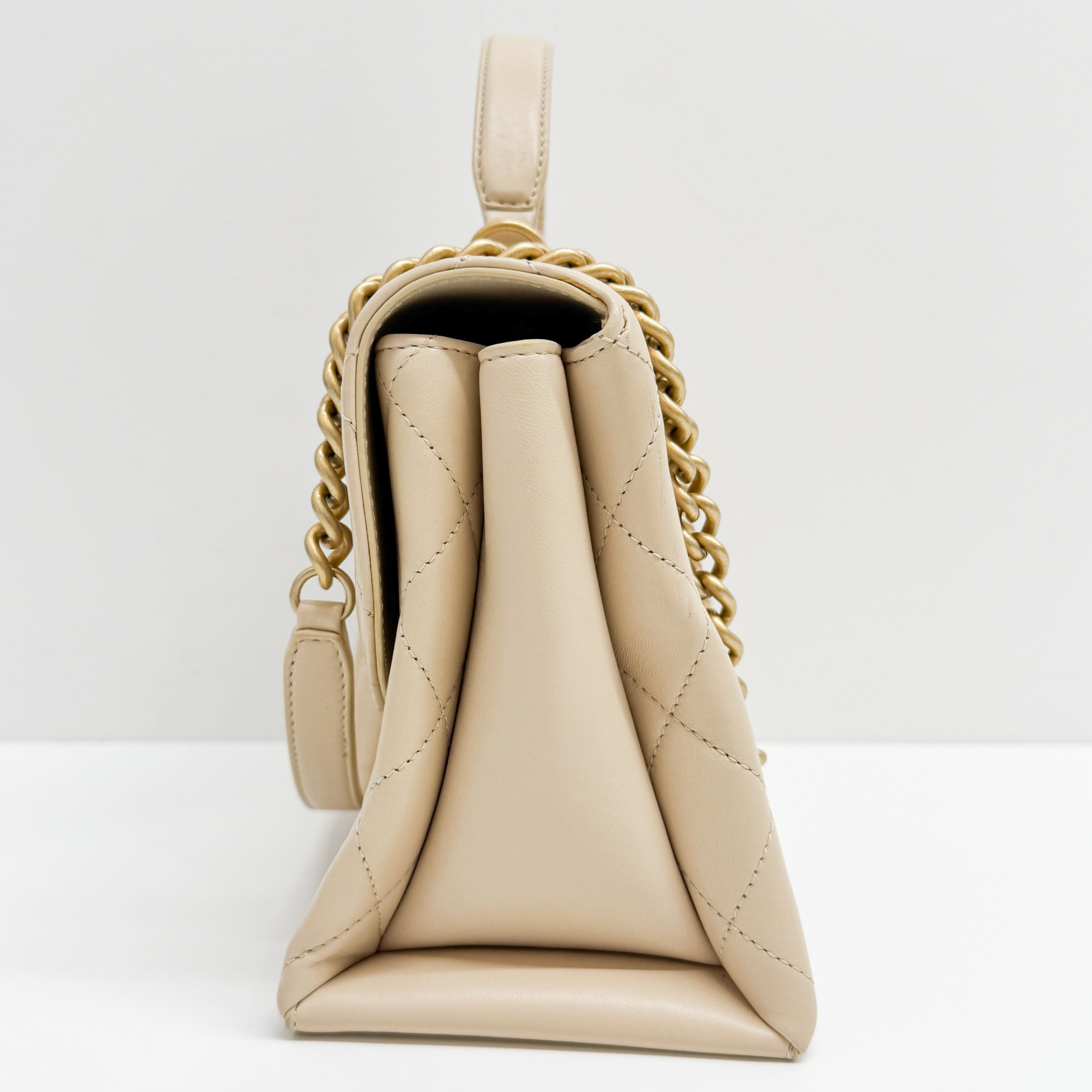 Matelasse Beige Lambskin Gold Chain Shoulder Bag