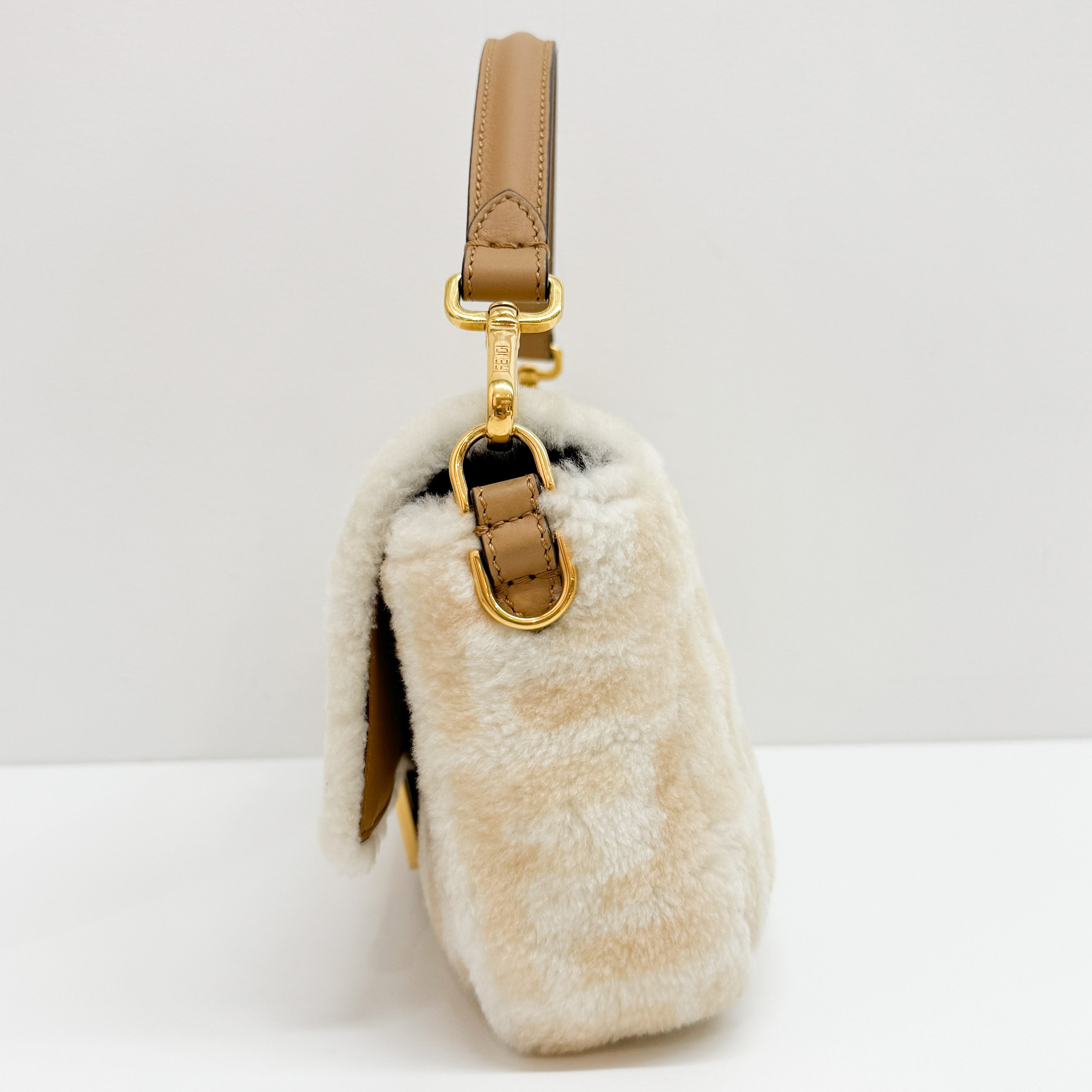 Baguette White Wool Bag