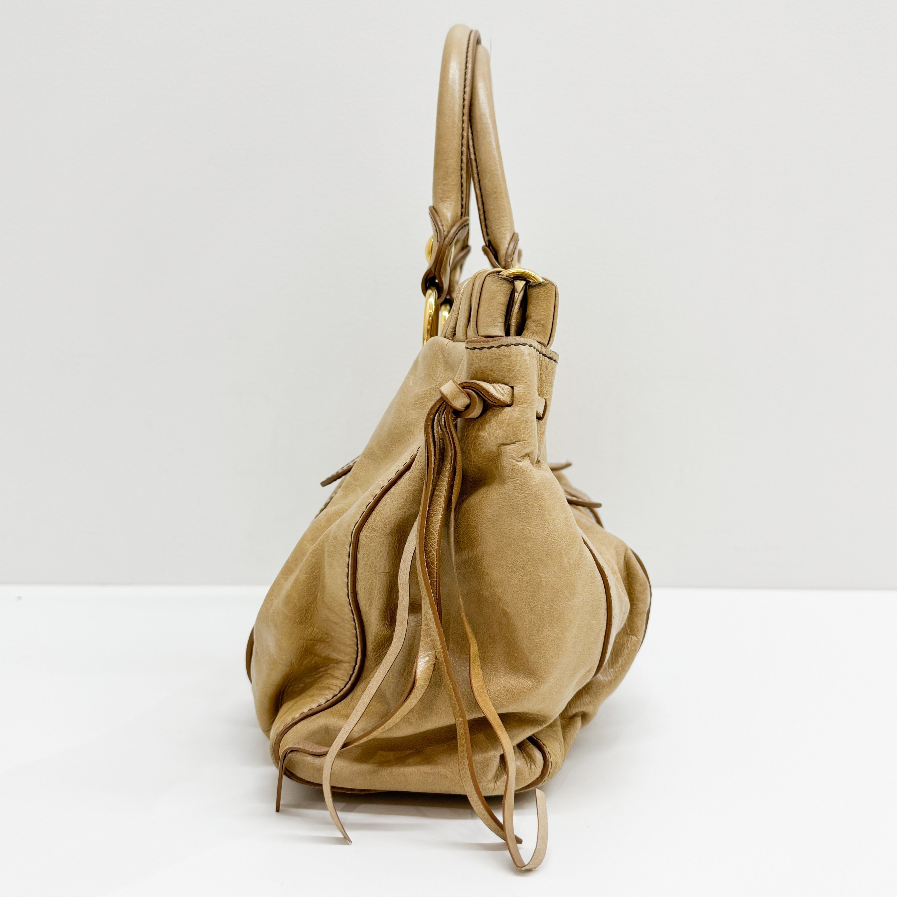 Vittelo Beige Leather Handle Bag