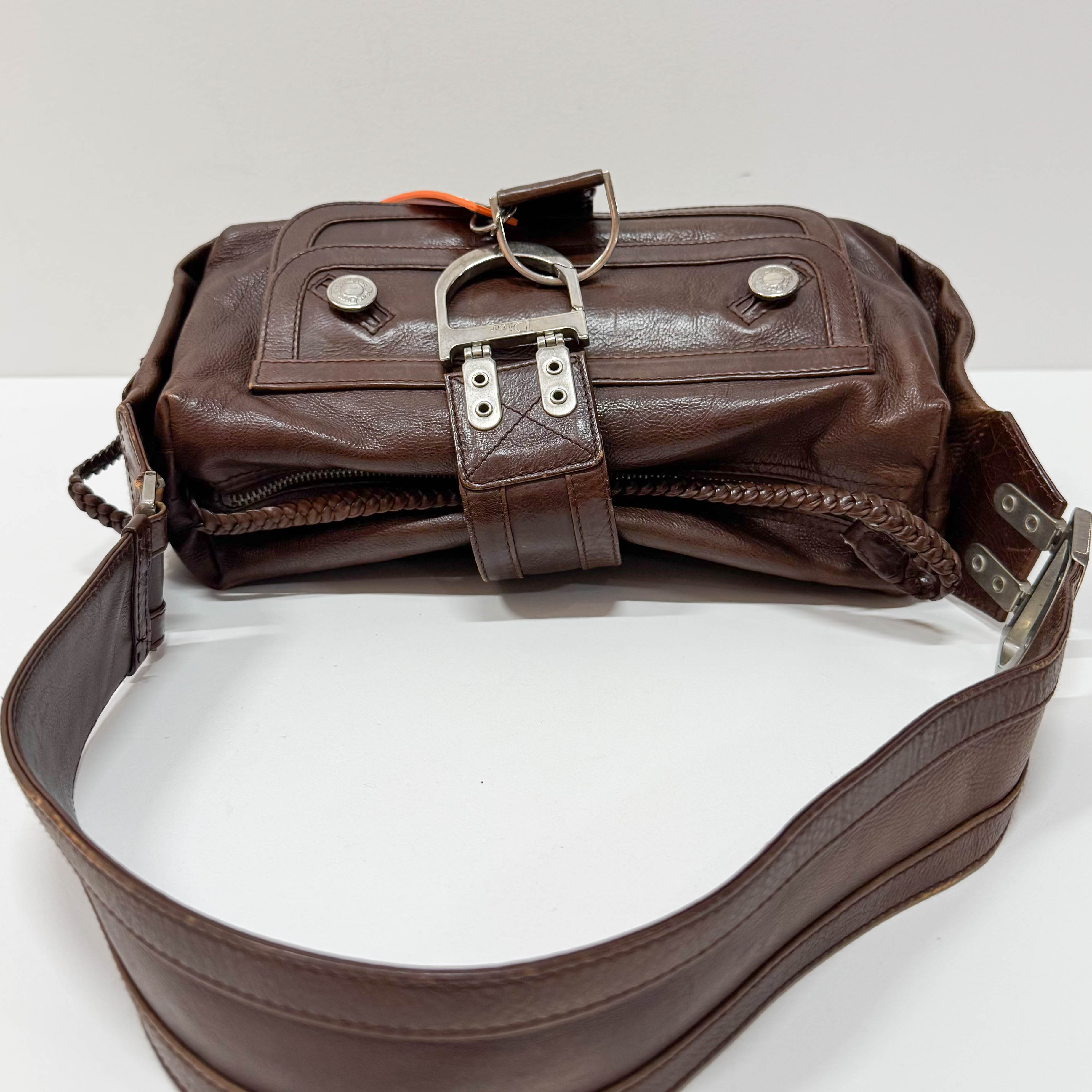 Flight Brown Leather Shoulder Bag