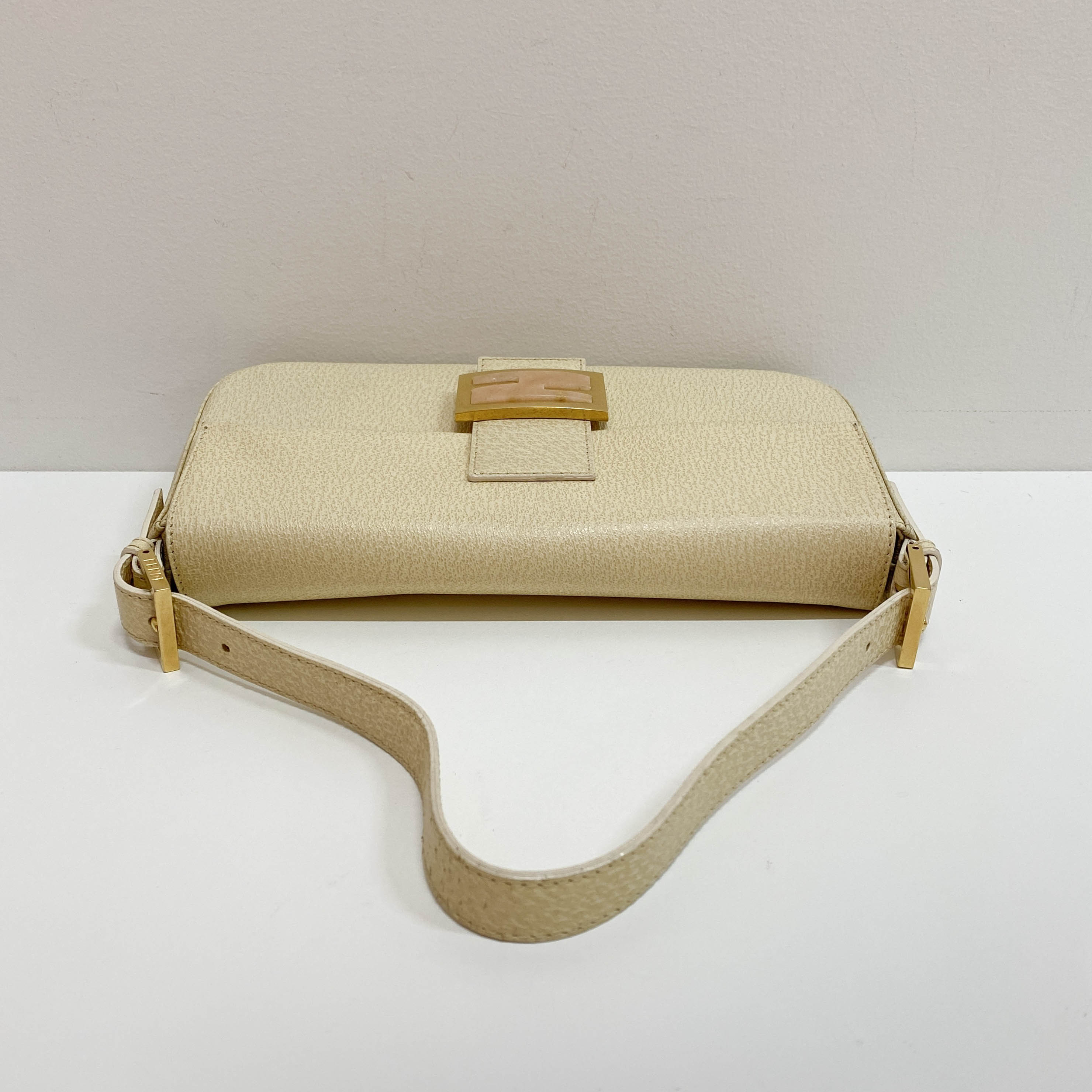 Baguette Cream Leather Rose Quartz Hardware Shoulder Bag