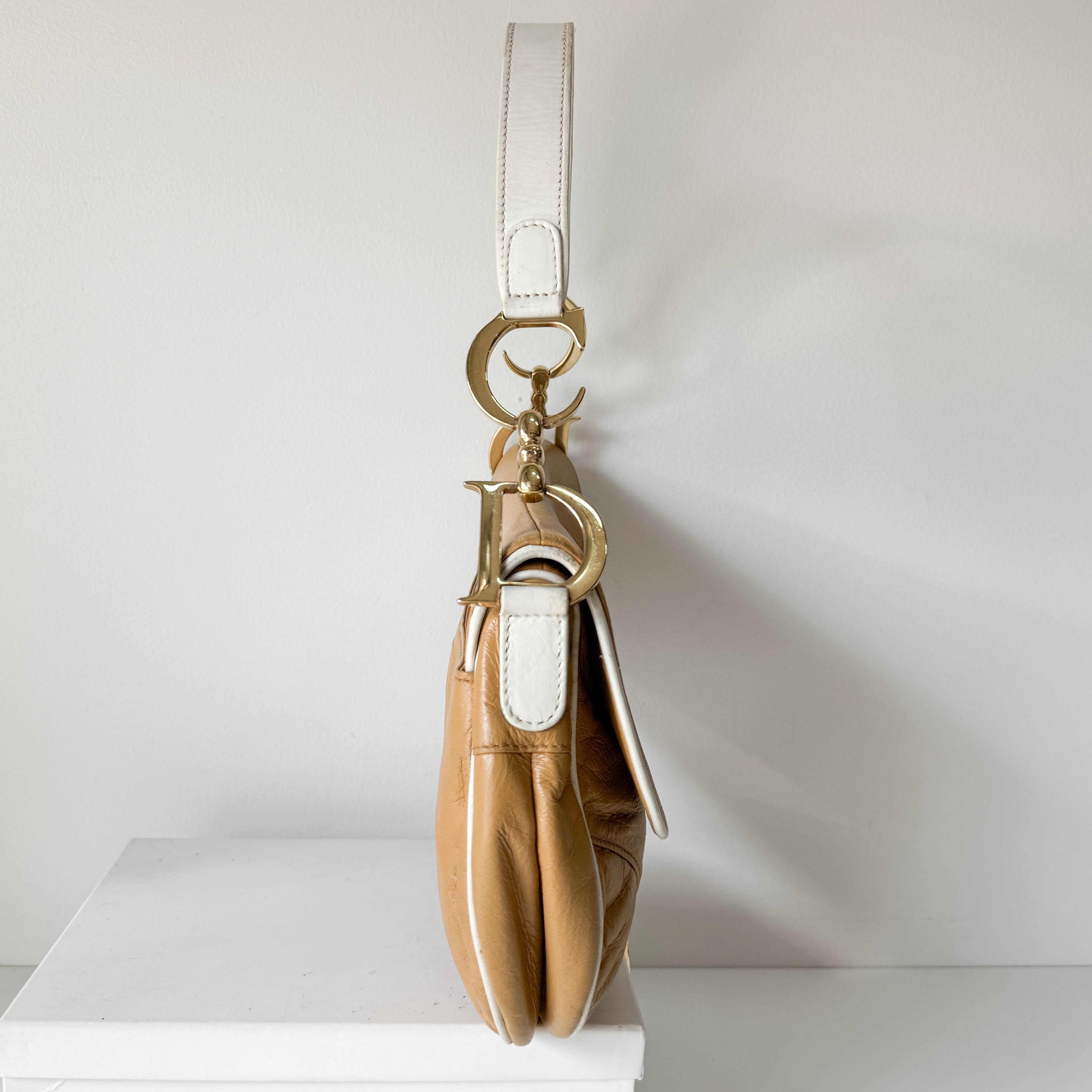 Saddle Beige Leather Shoulder Bag