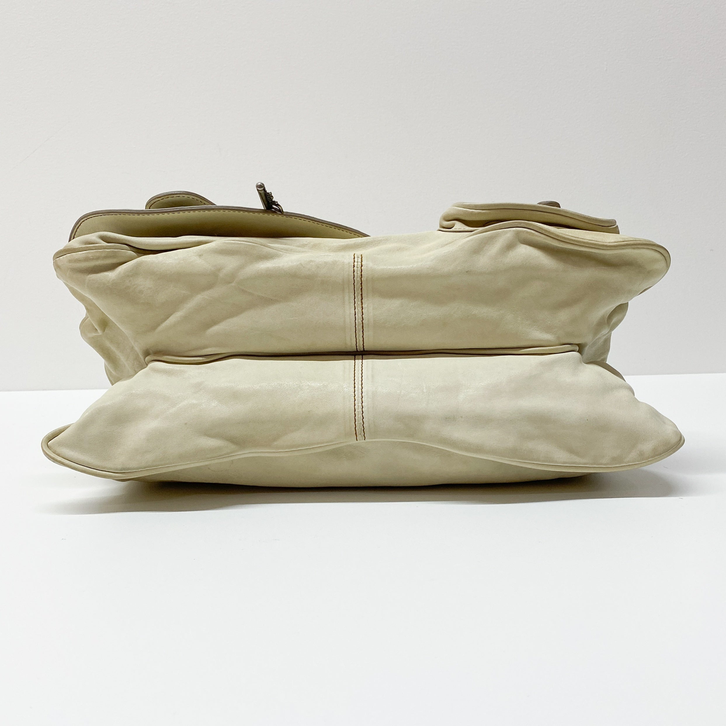 Gaucho Beige Leather Shoulder Bag