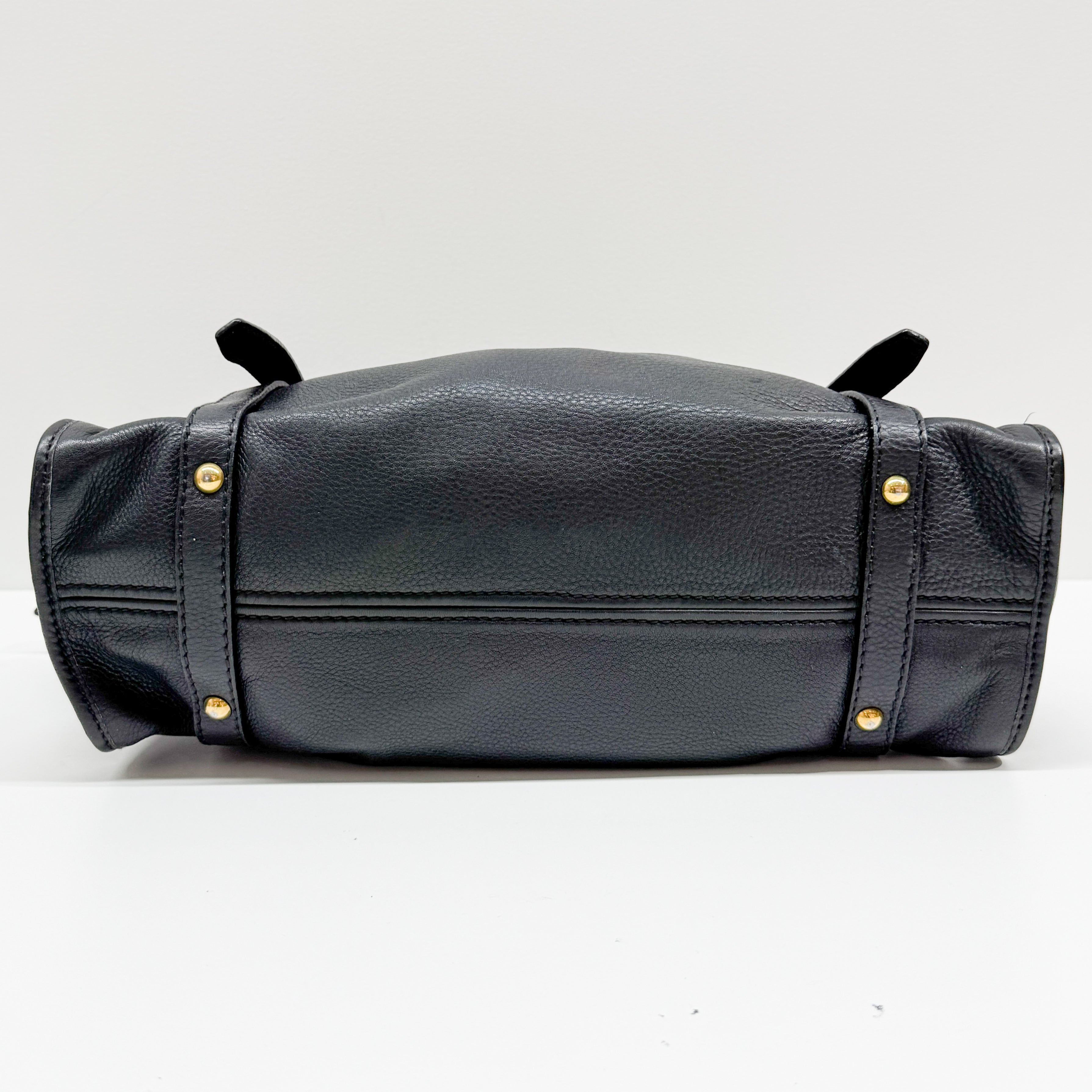 Vitello Lux Bow Bag Black Calfskin Leather Shoulder Bag