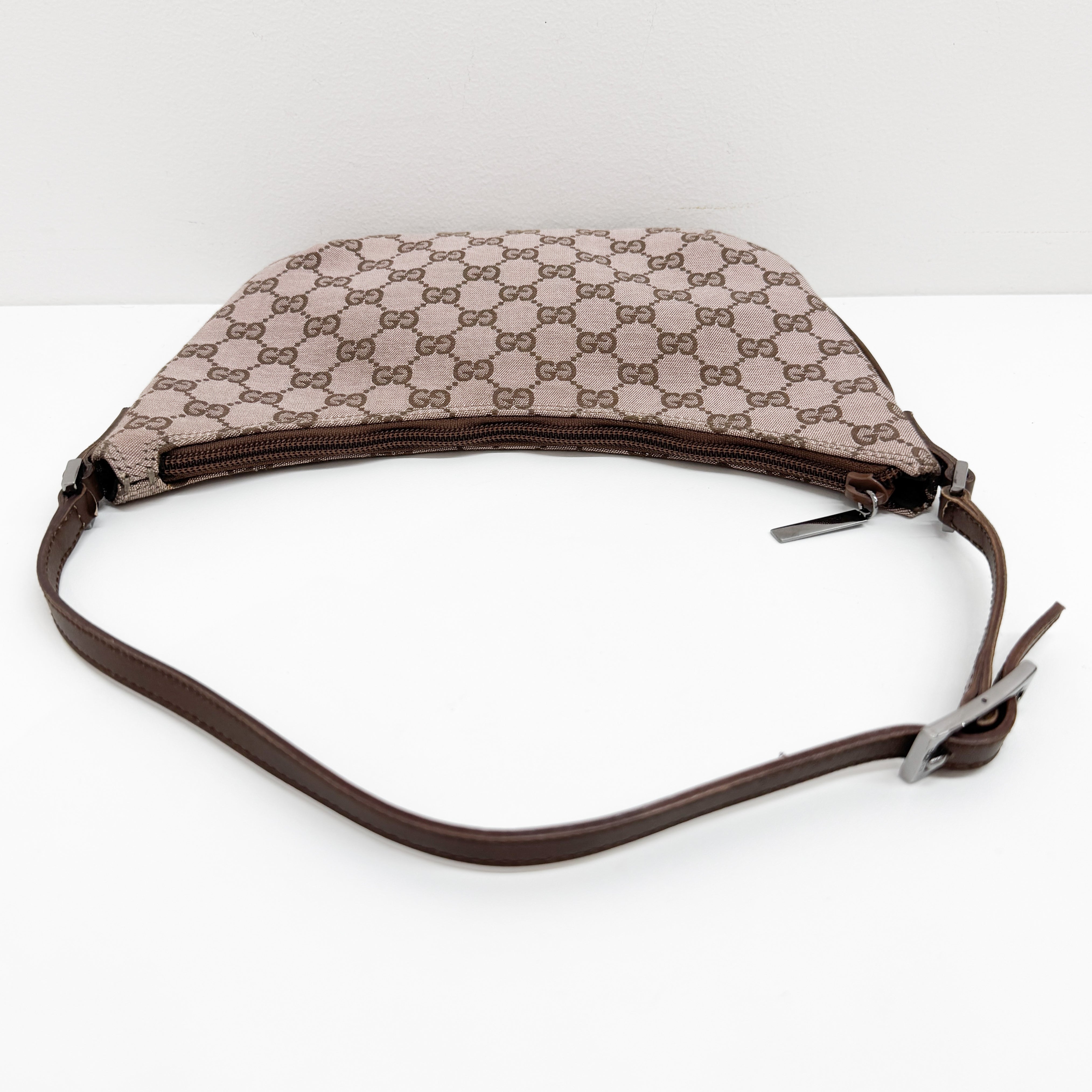 GG Brown Canvas Shoulder Bag