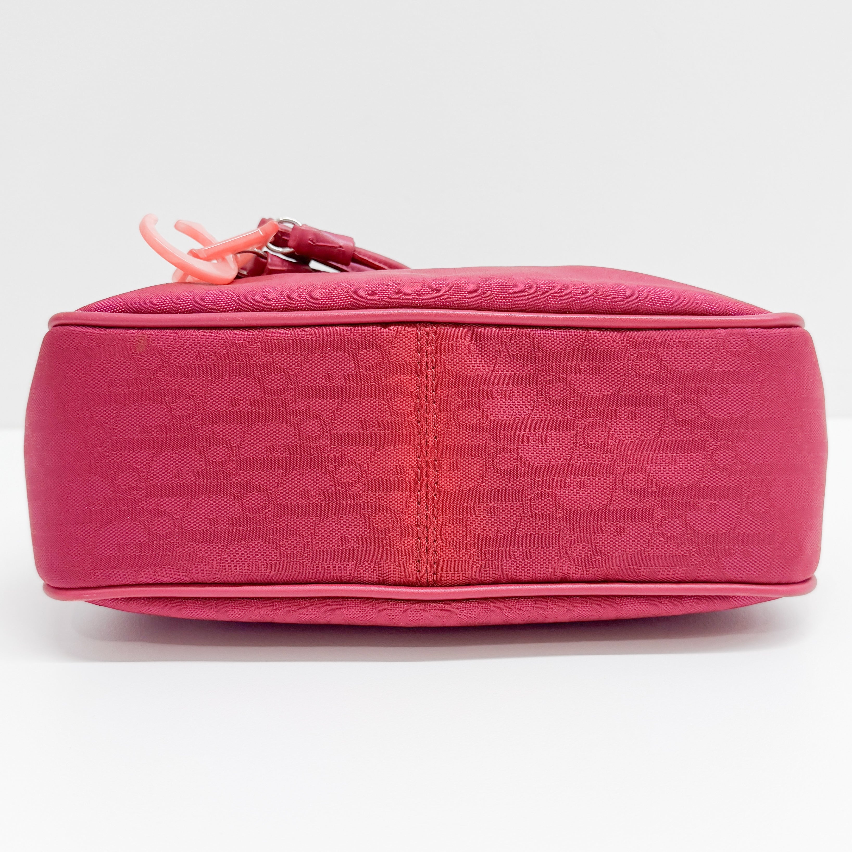 Trotter Fuchsia Canvas Shoulder Bag