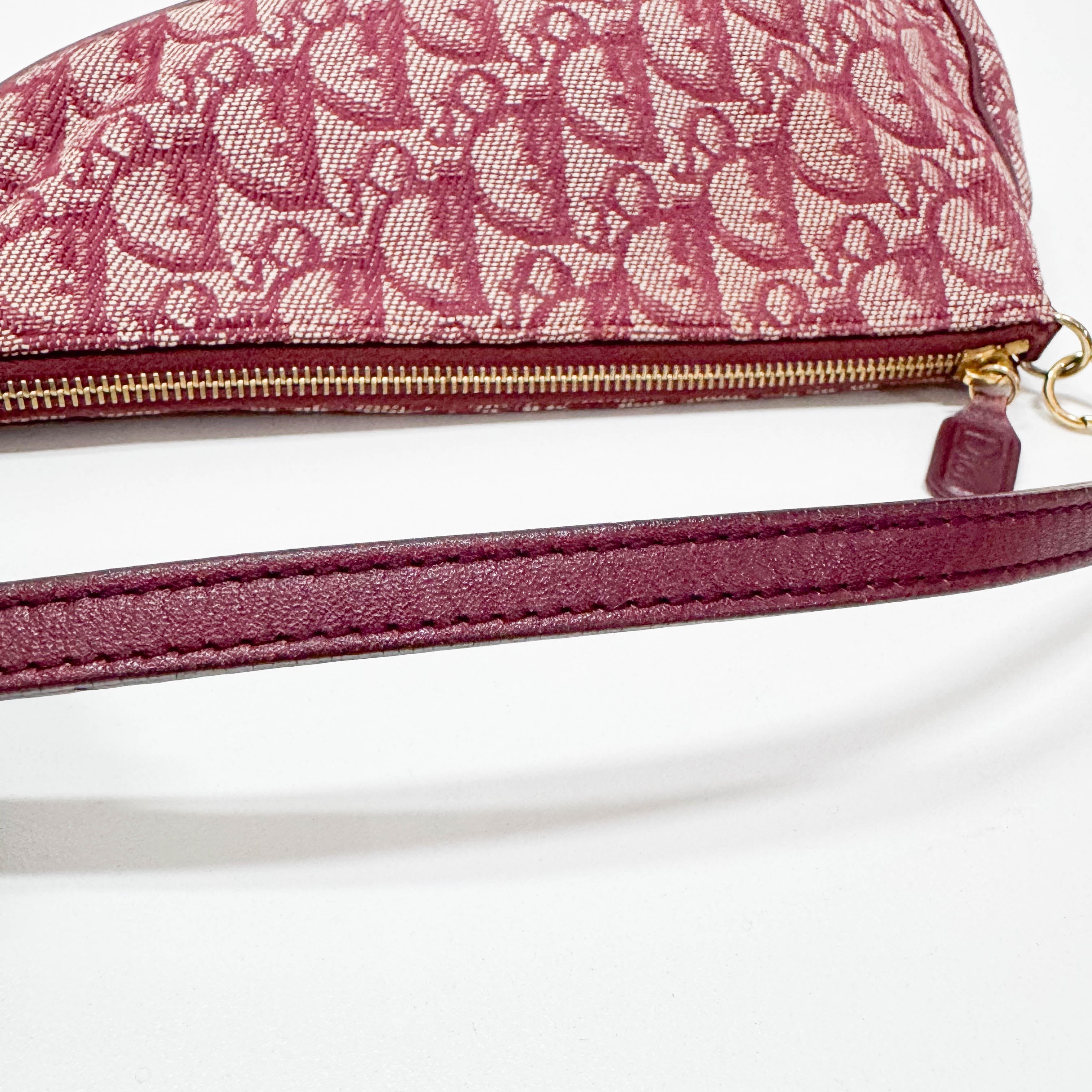 Saddle Red Trotter Canvas Shoulder Bag