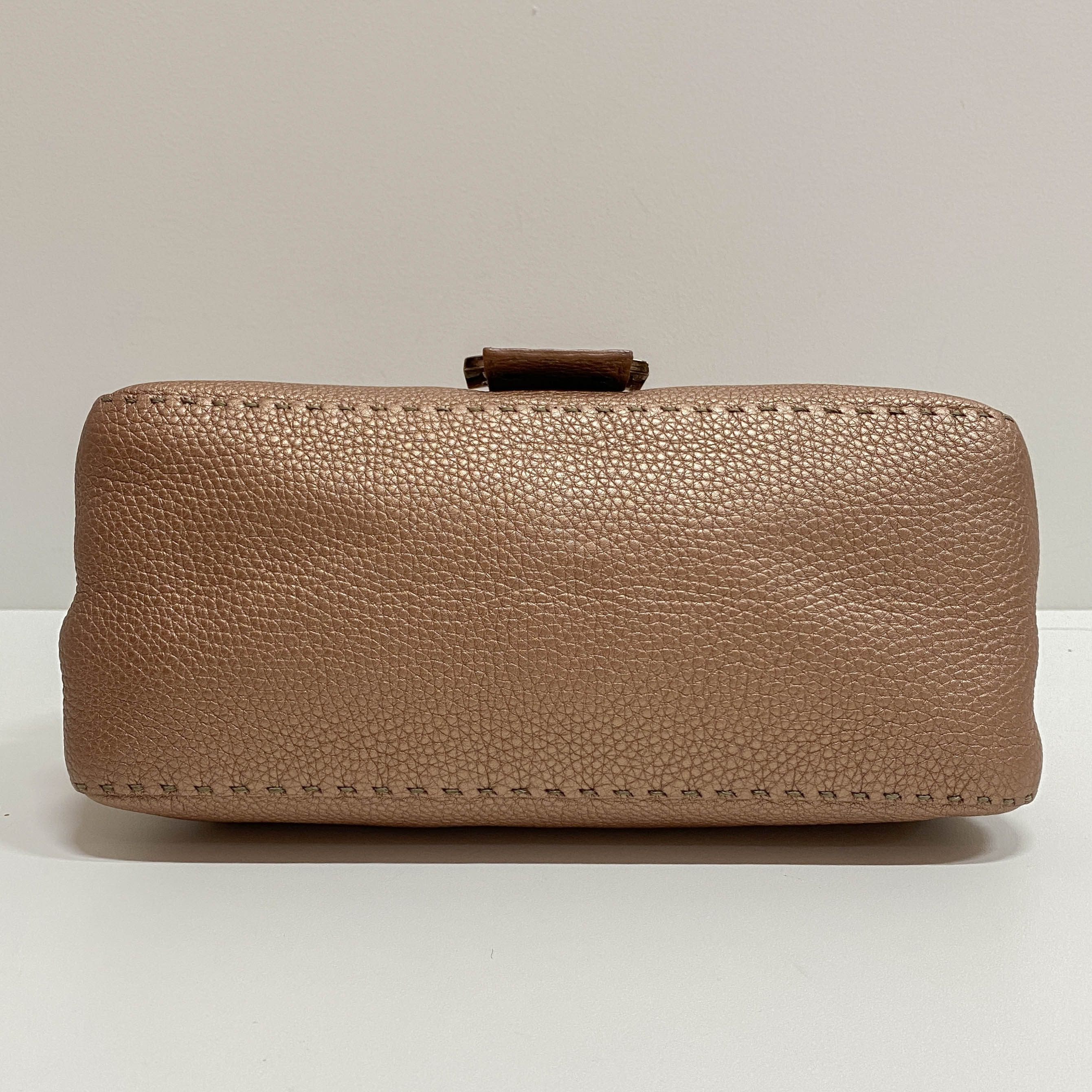 Mamma Baguette Rose Gold Leather Shoulder Bag