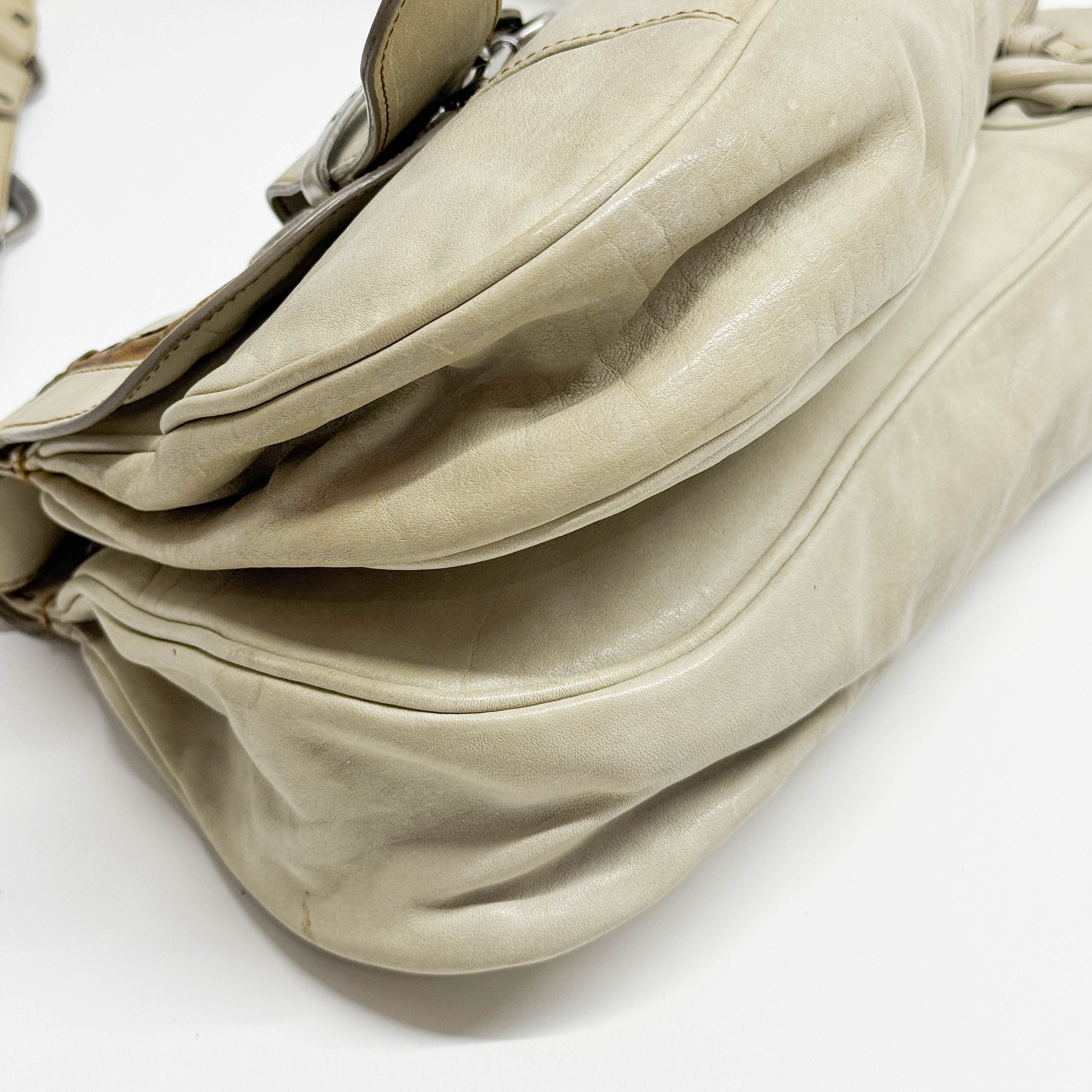 Gaucho ivory Calfskin Leather Shoulder Bag