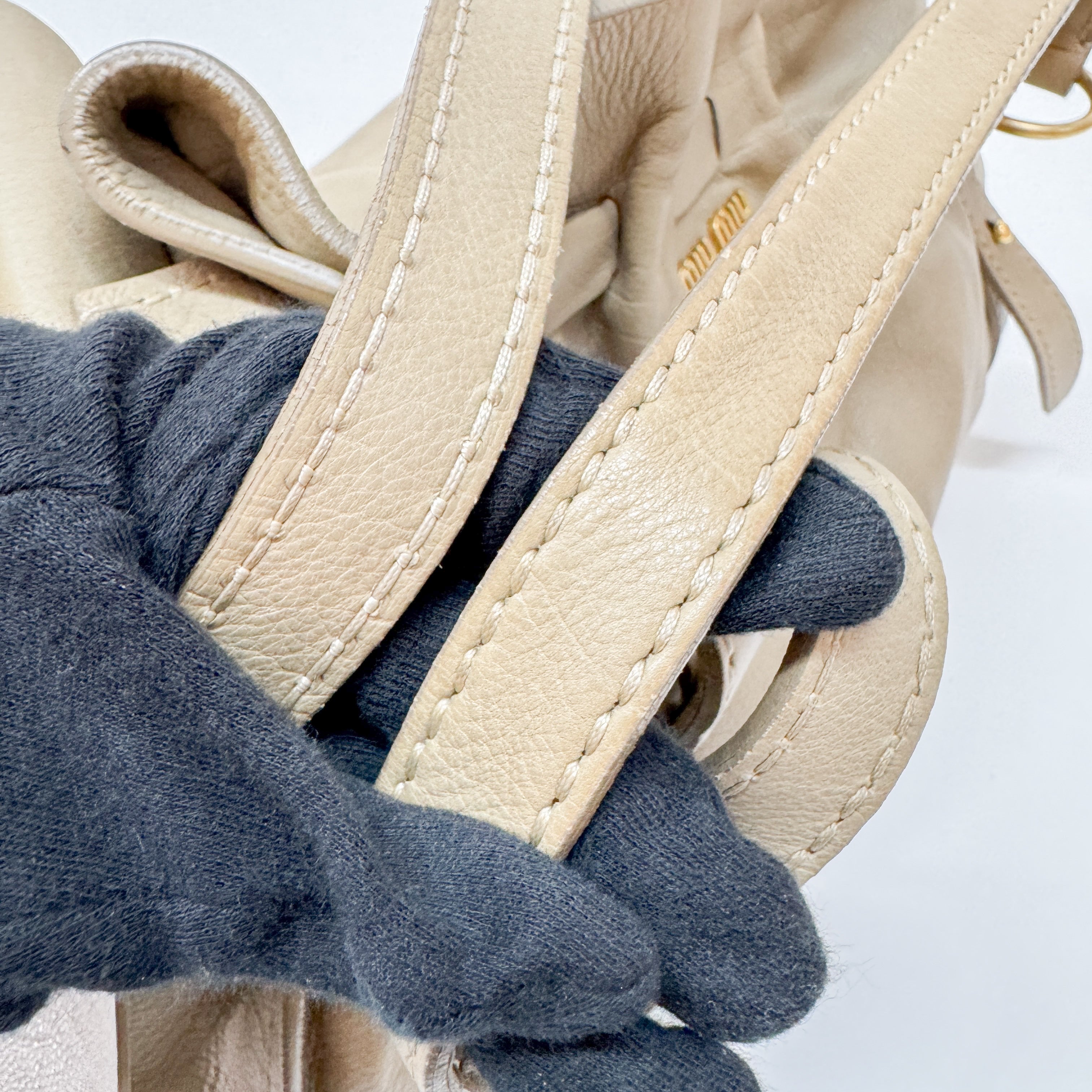 Vintage Beige Leather Shoulder Bag
