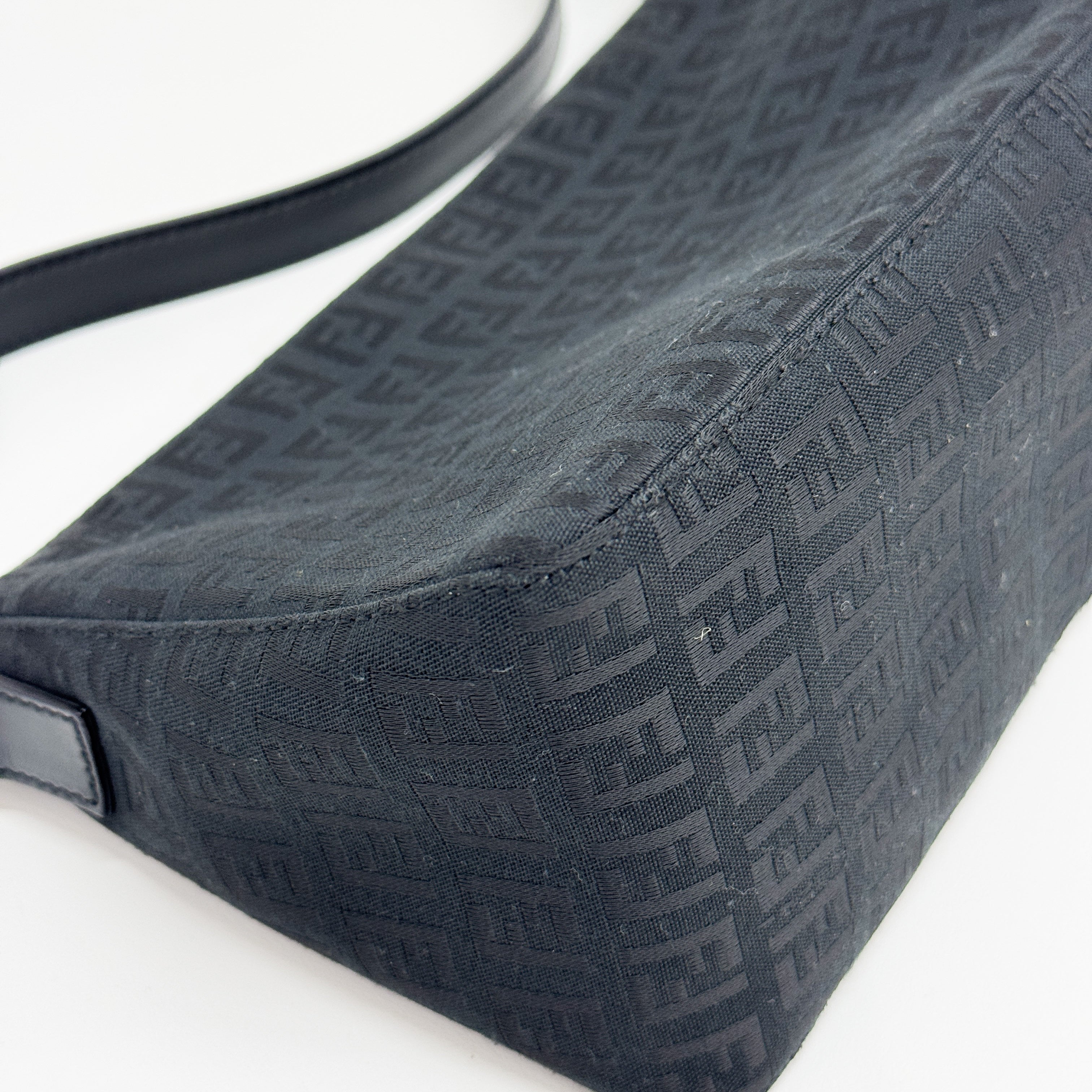 Zucca Black Canvas Shoulder Bag