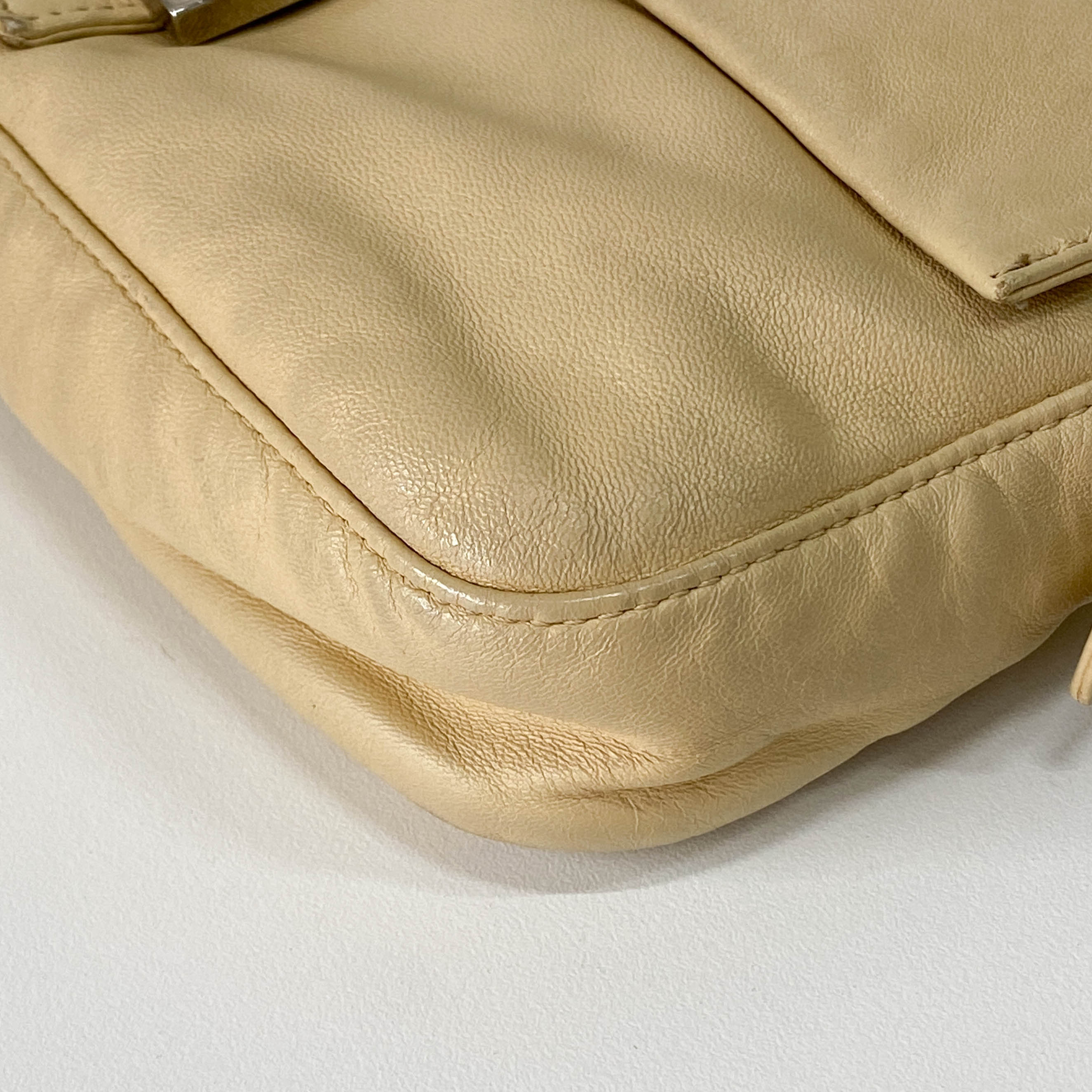 Baguette Beige Leather Shoulder Bag