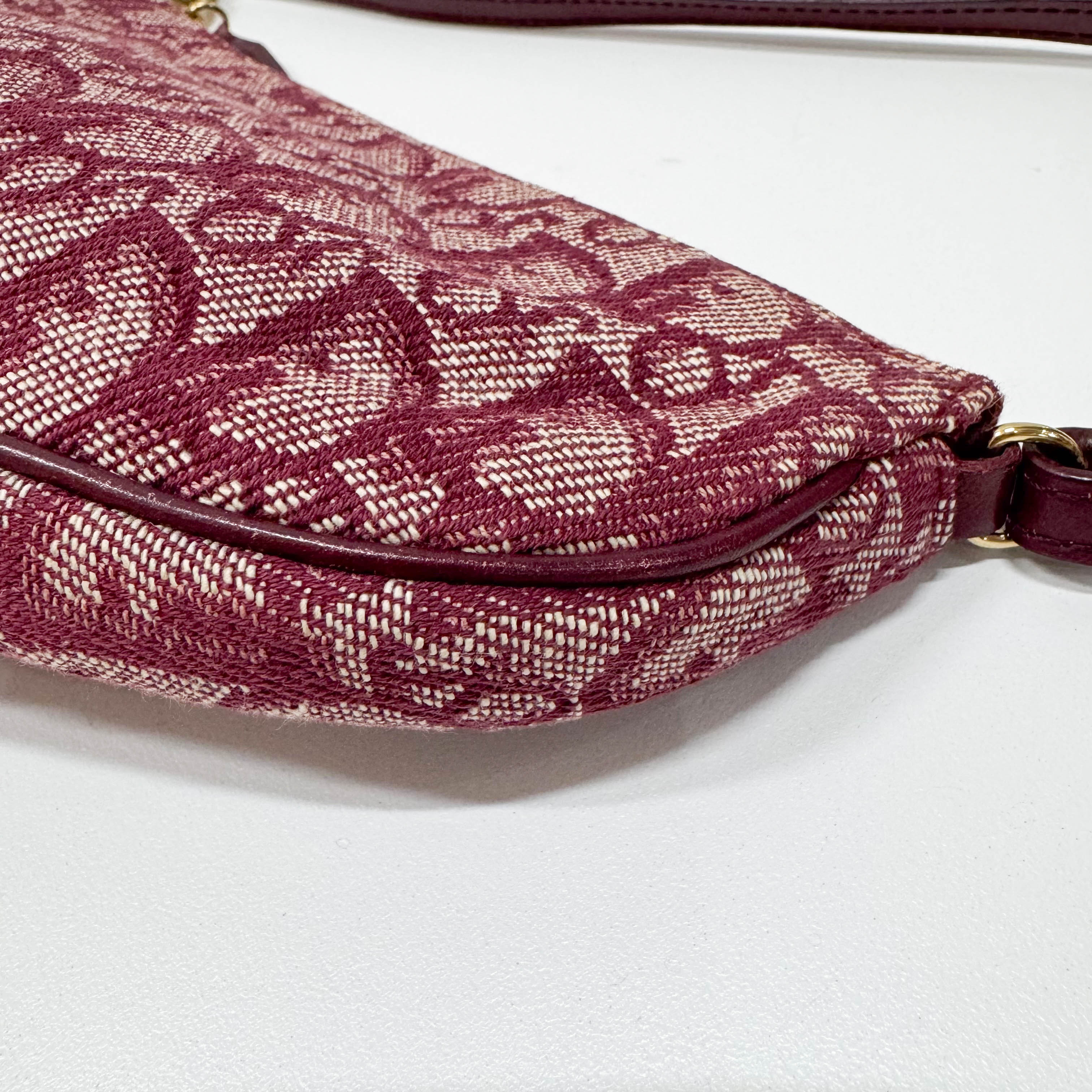 Saddle Red Trotter Canvas Shoulder Bag