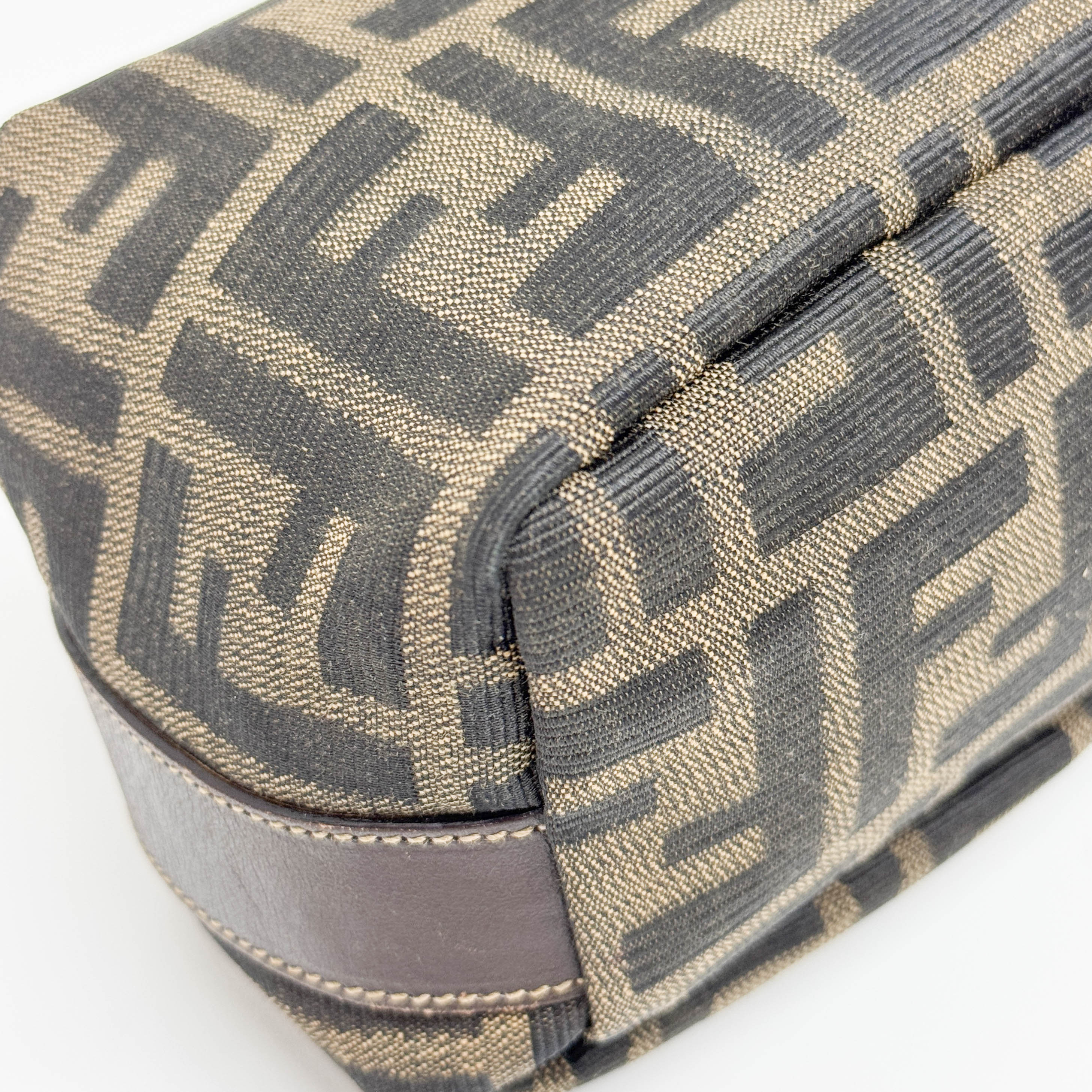 Zucca Brown Canvas Pouch