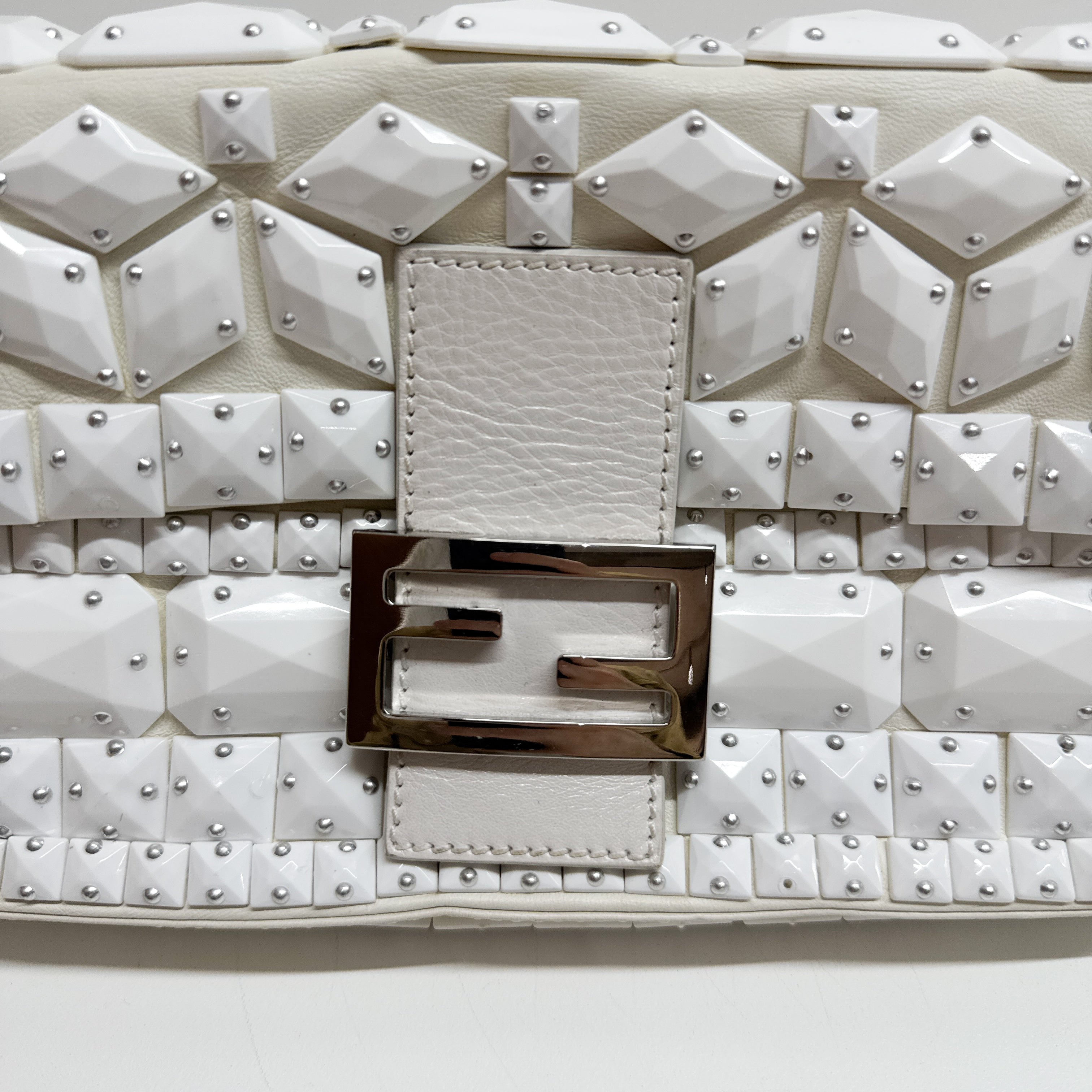 Baguette White Leather Shoulder Bag