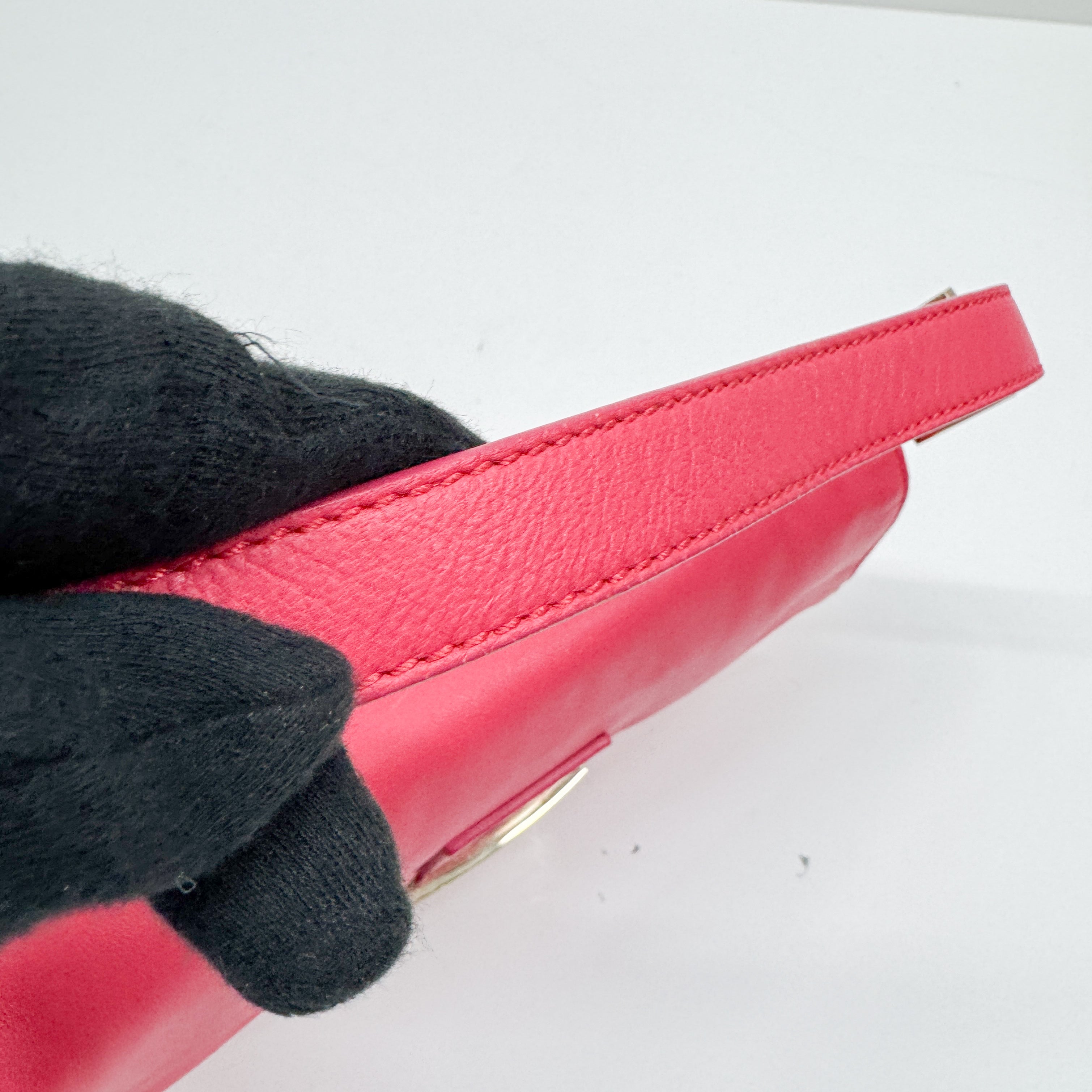 Baguette Pink Leather Shoulder Bag