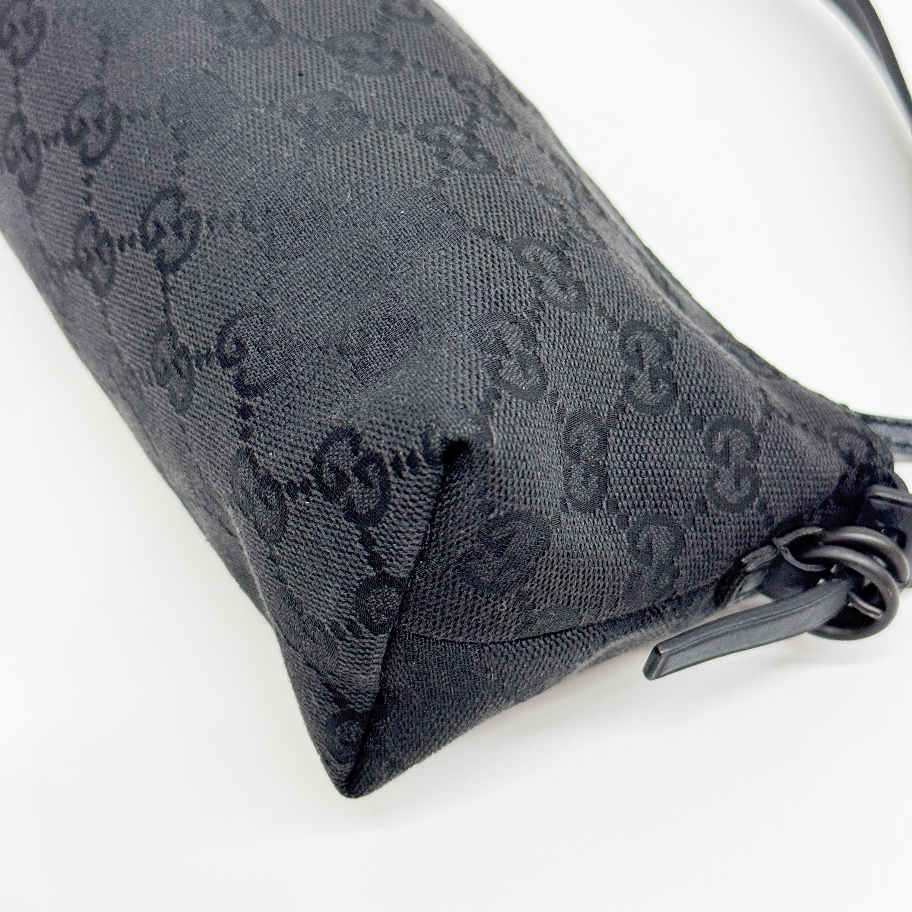 GG Canvas Black Pouch Bag