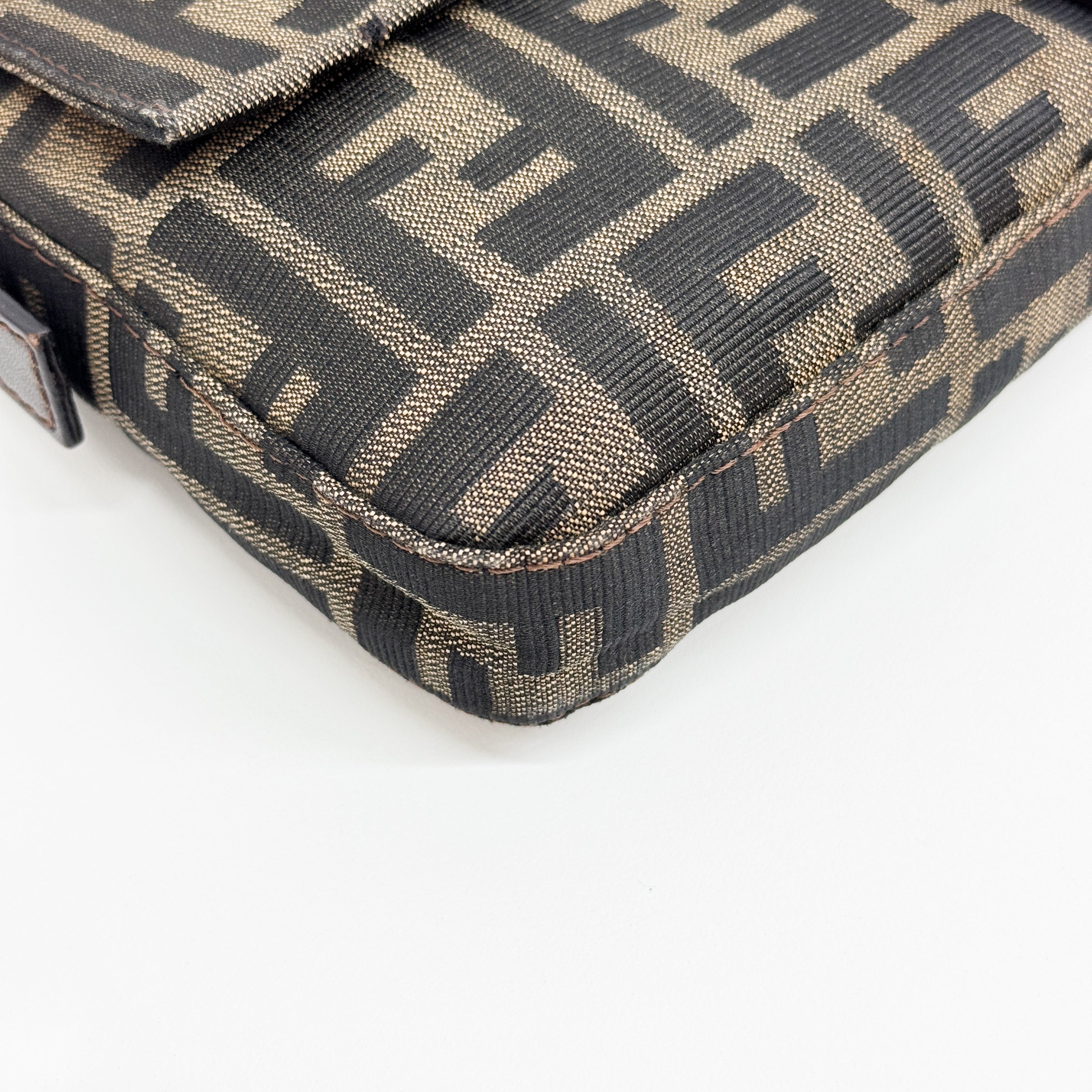 Zucca Baguette Brown Canvas Shoulder Bag