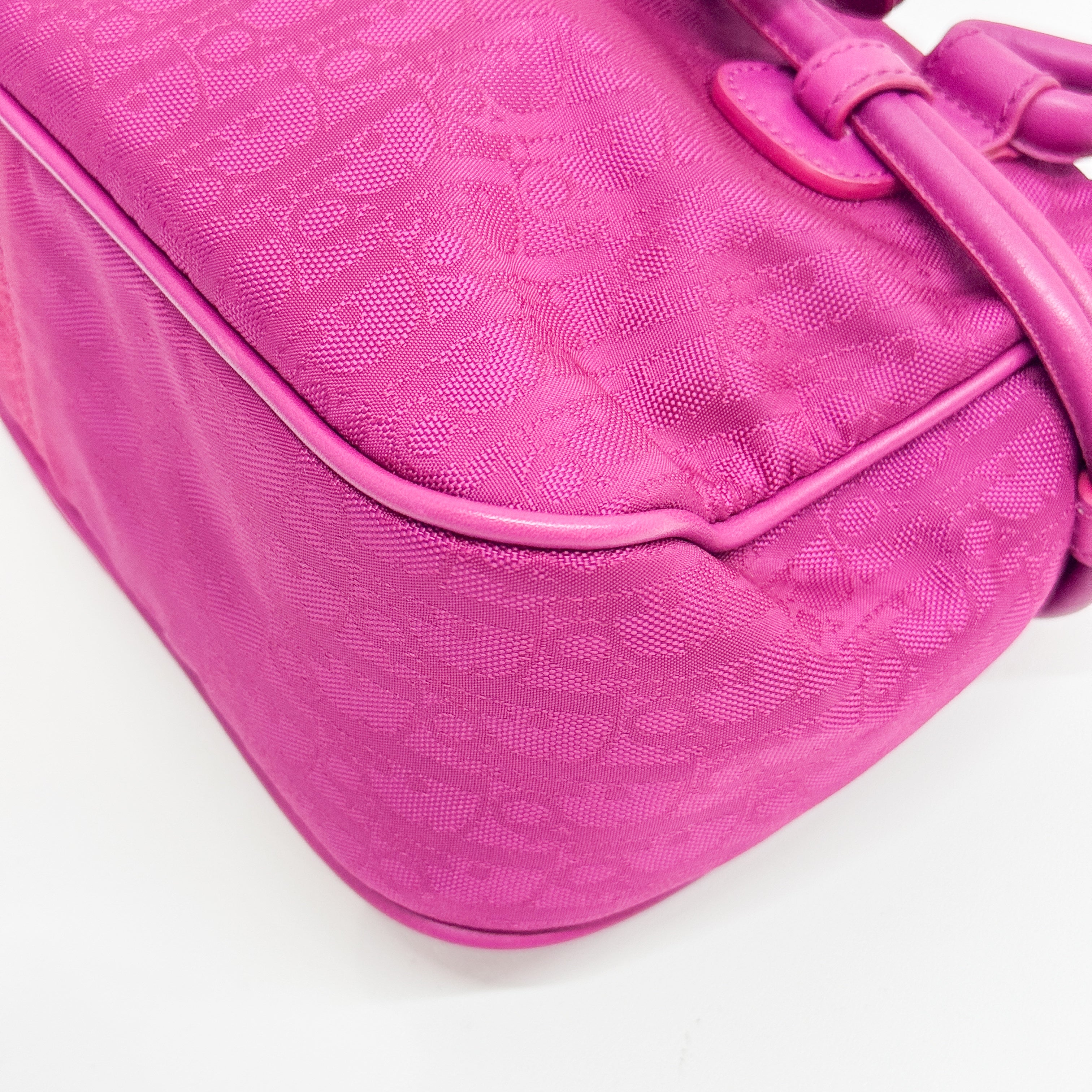 Trotter Fuchsia Canvas Shoulder Bag