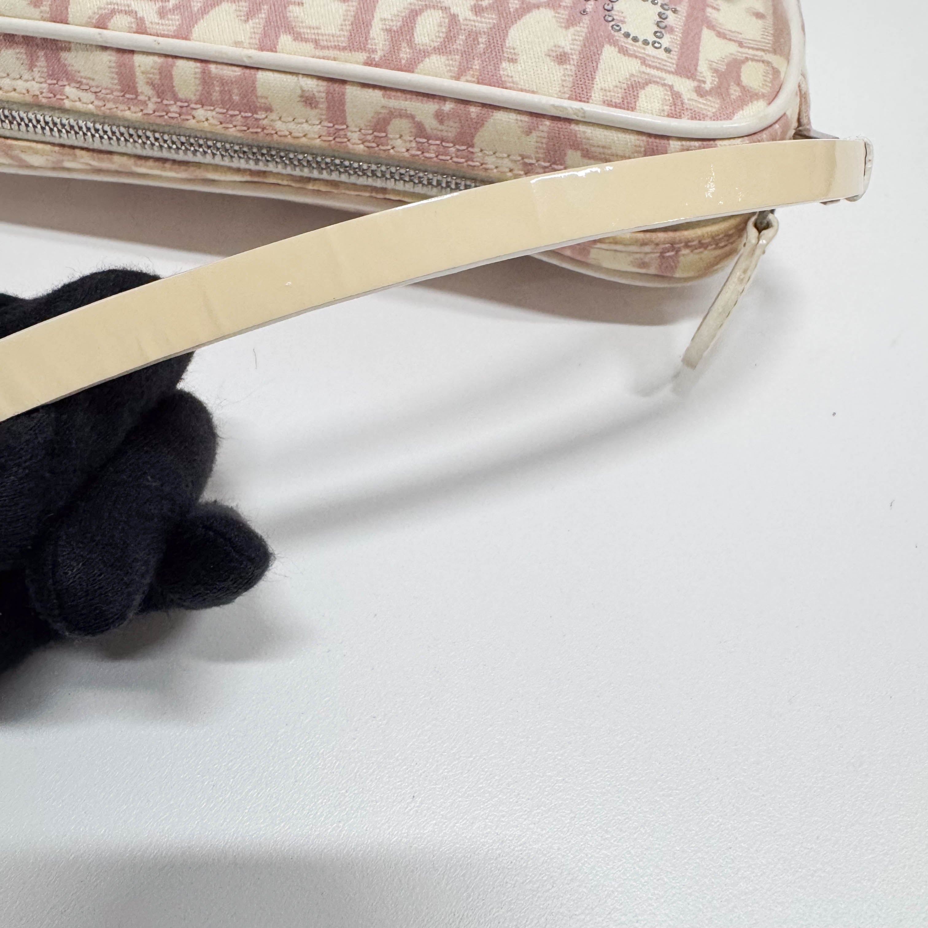 Girly Pinky Monogram Shoulder Bag