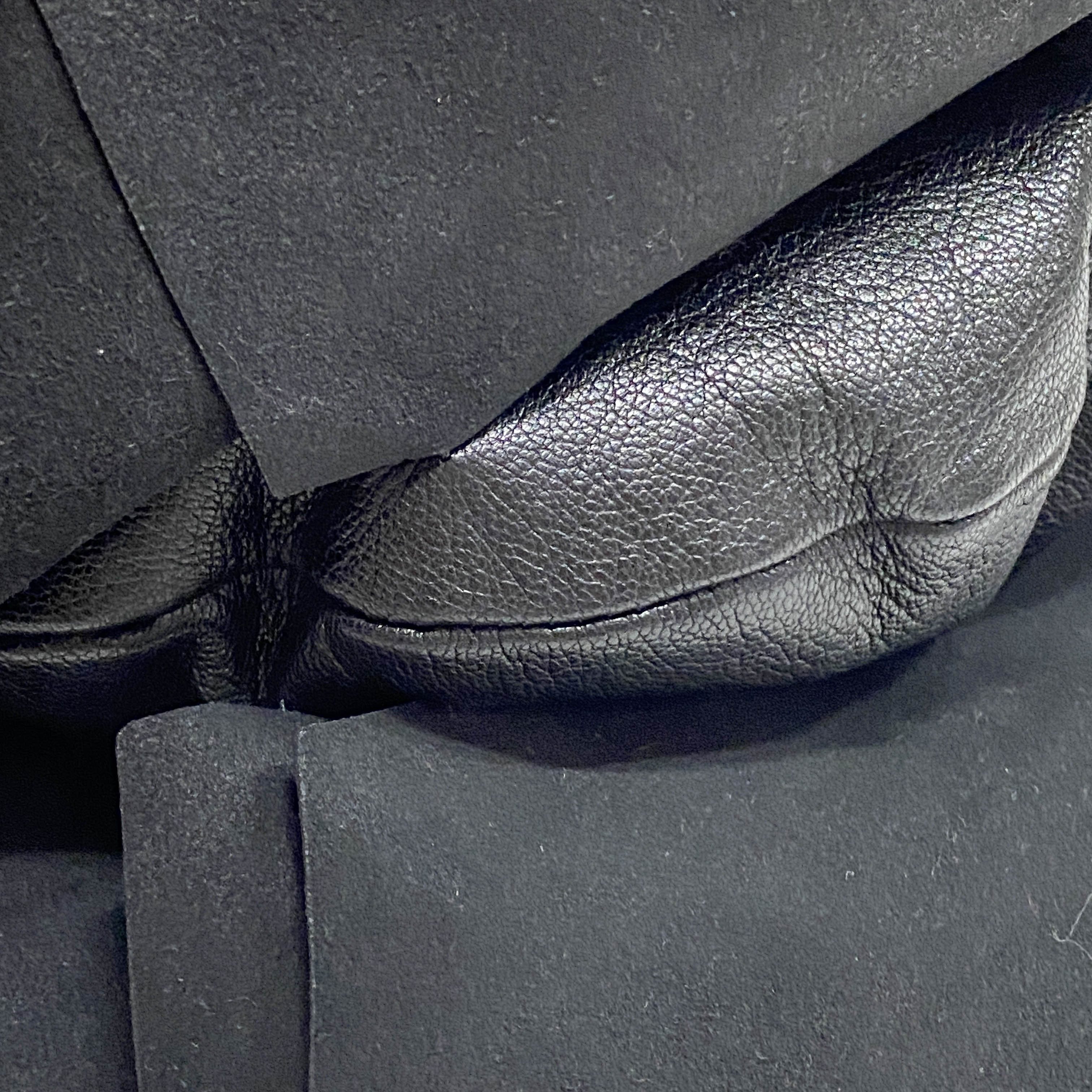 Saint Tropez Black Leather Shoulder Bag