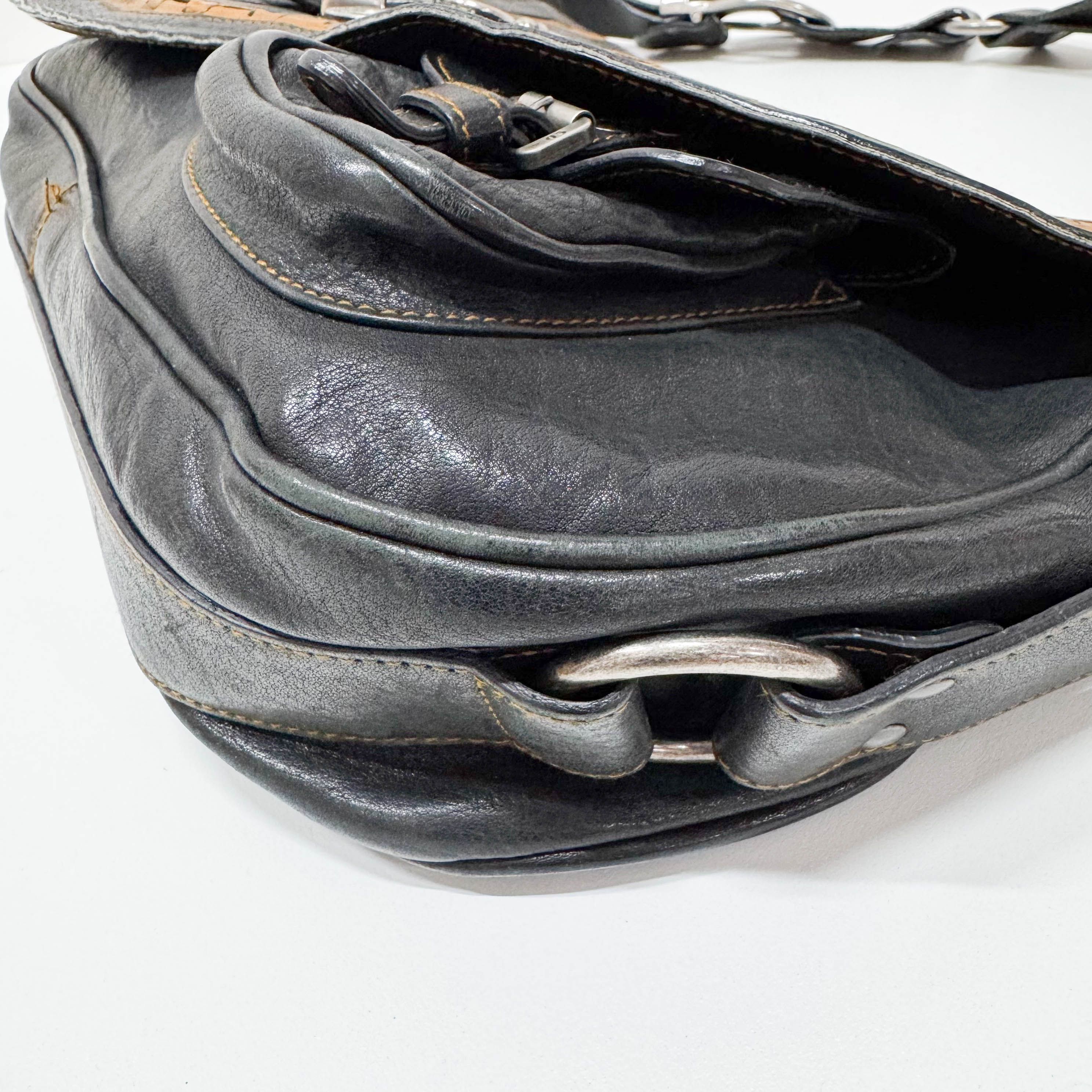 Gaucho Black Leather Shoulder Bag