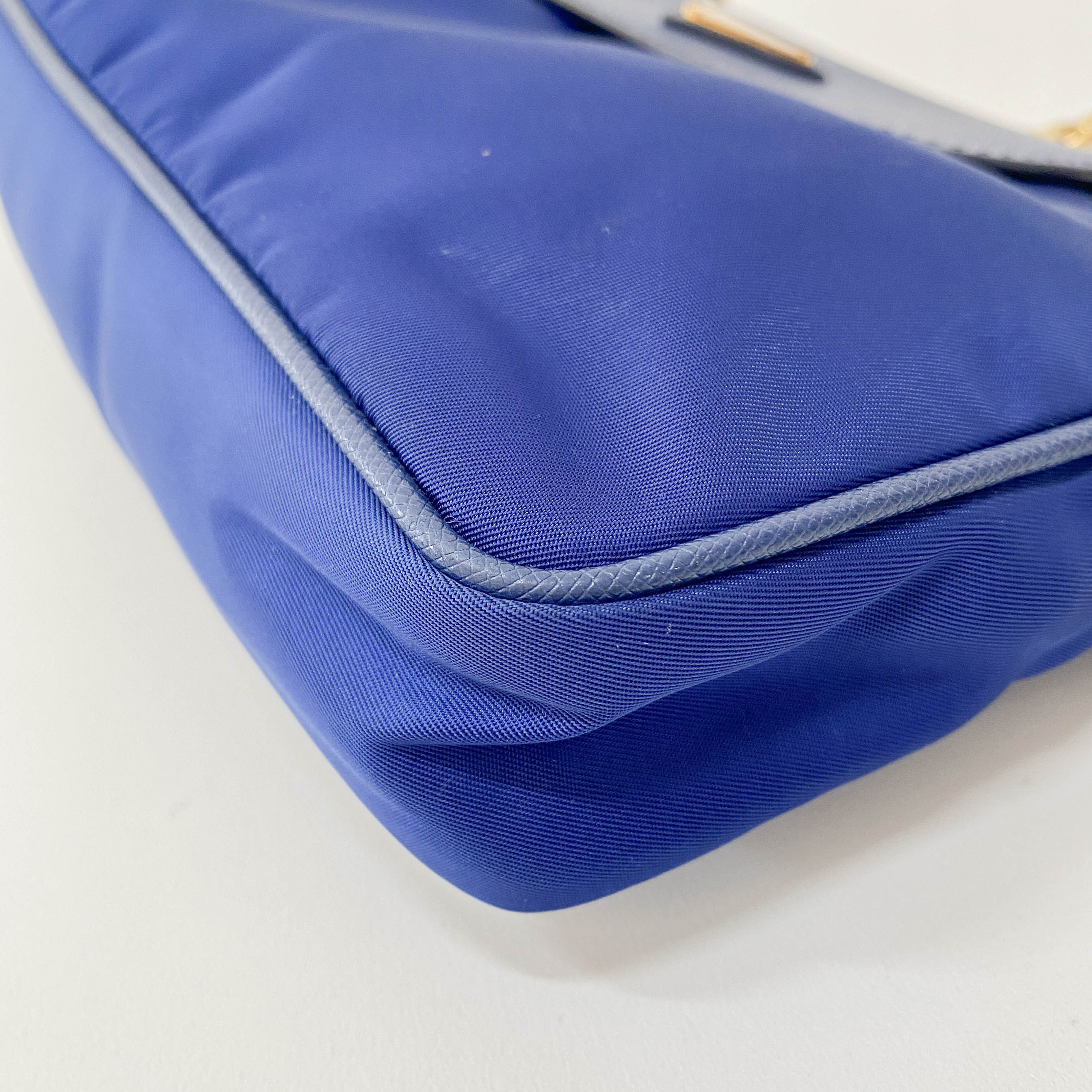 Gold Chain Blue Nylon Shoulder bag