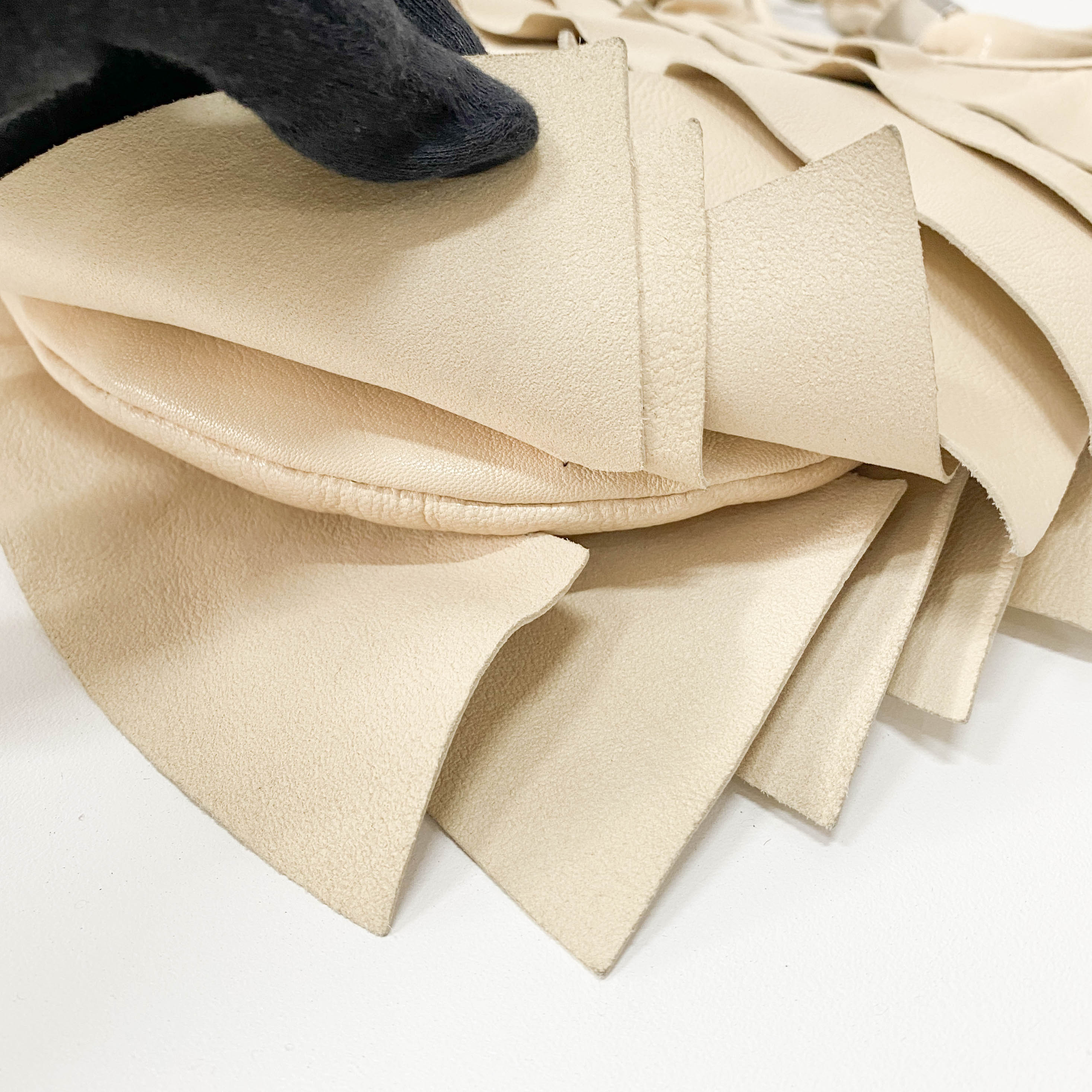 Saint Tropez Beige Leather Shoulder Bag