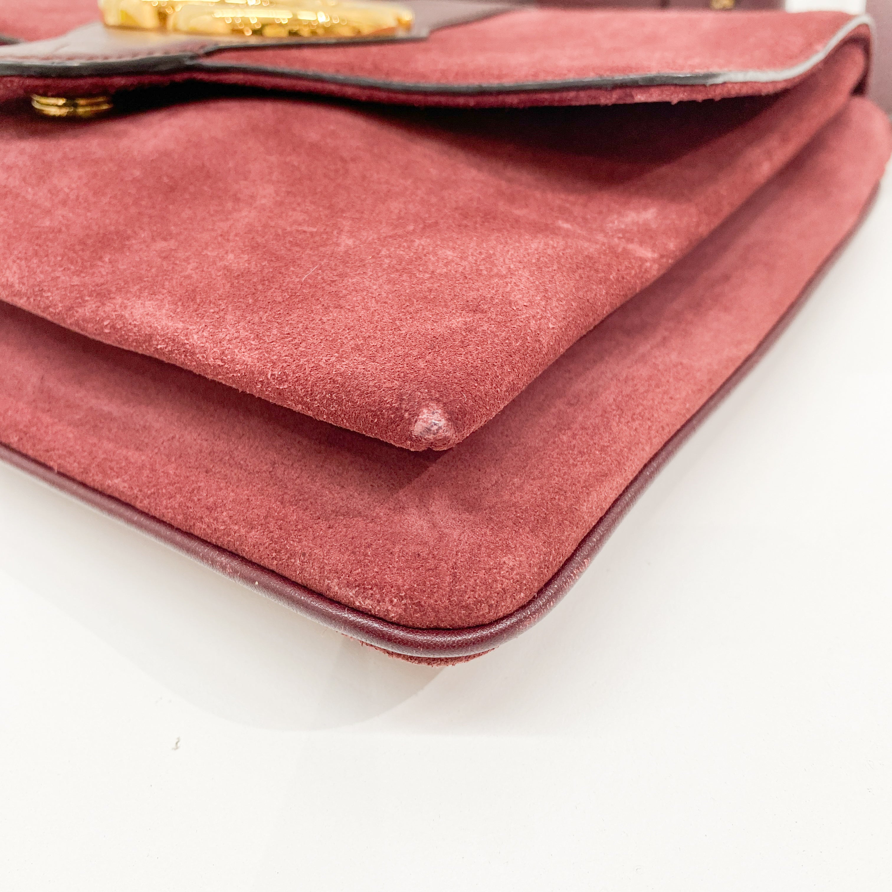 GG Marmont Red Suede Shoulder Bag