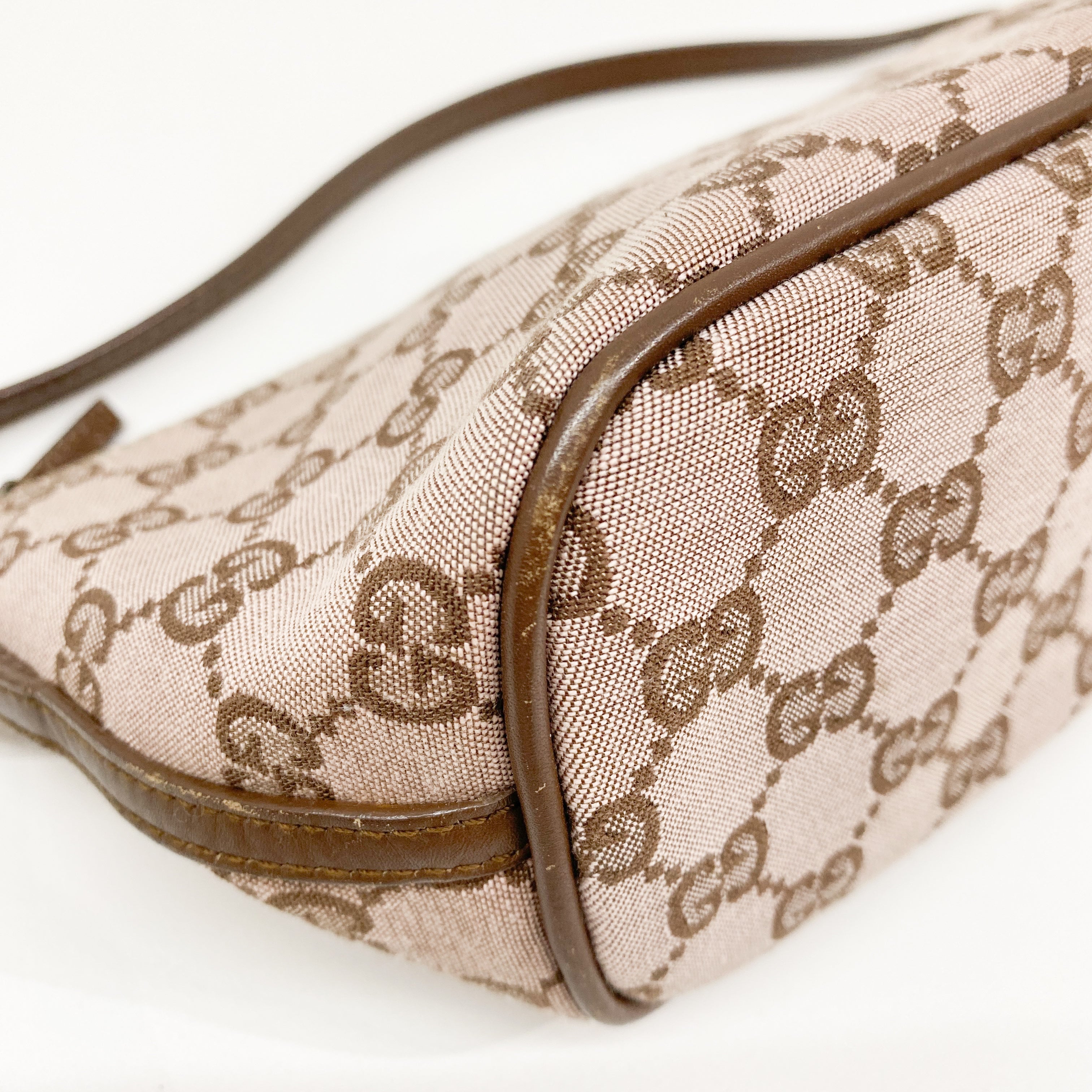 GG Canvas Brown Boat Shoulder Bag