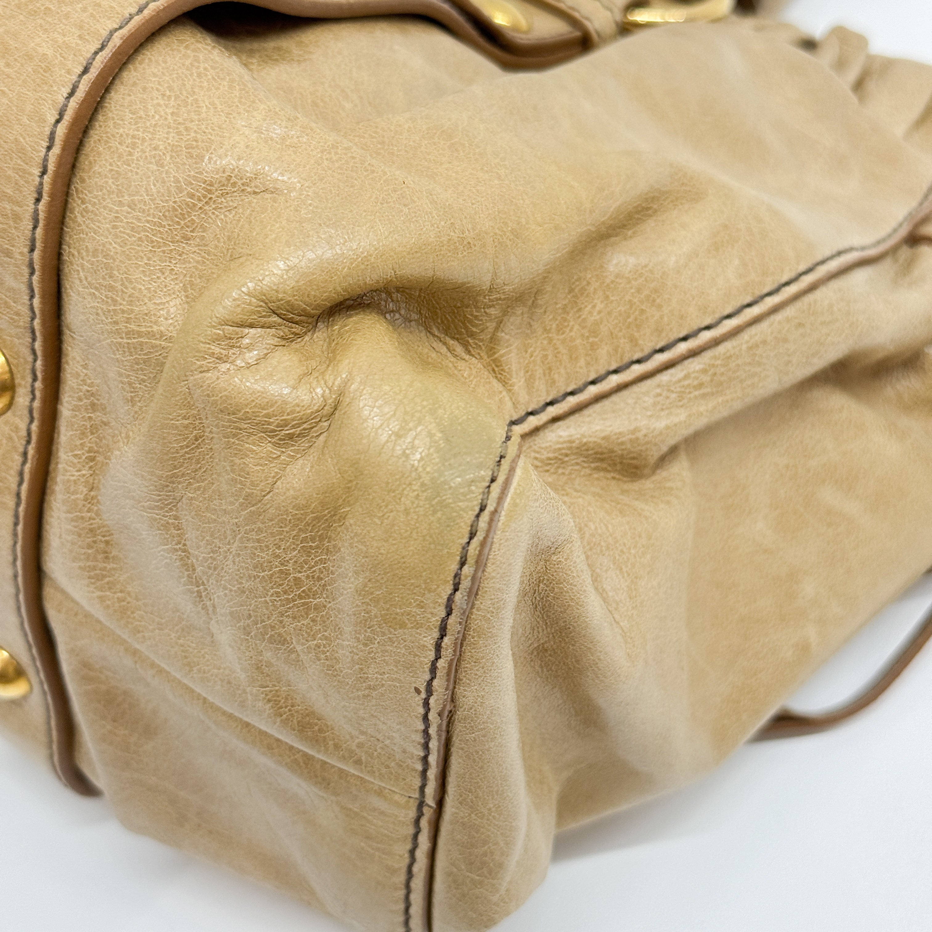 Vittelo Beige Leather Handle Bag