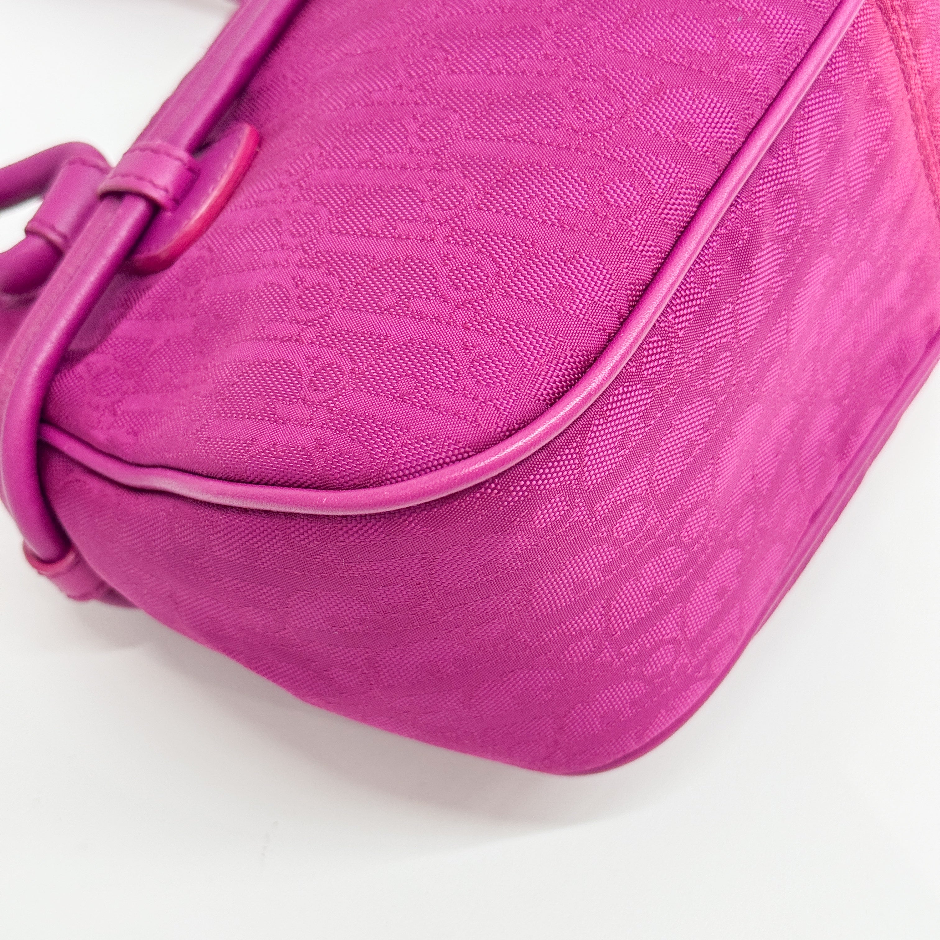 Trotter Fuchsia Canvas Shoulder Bag