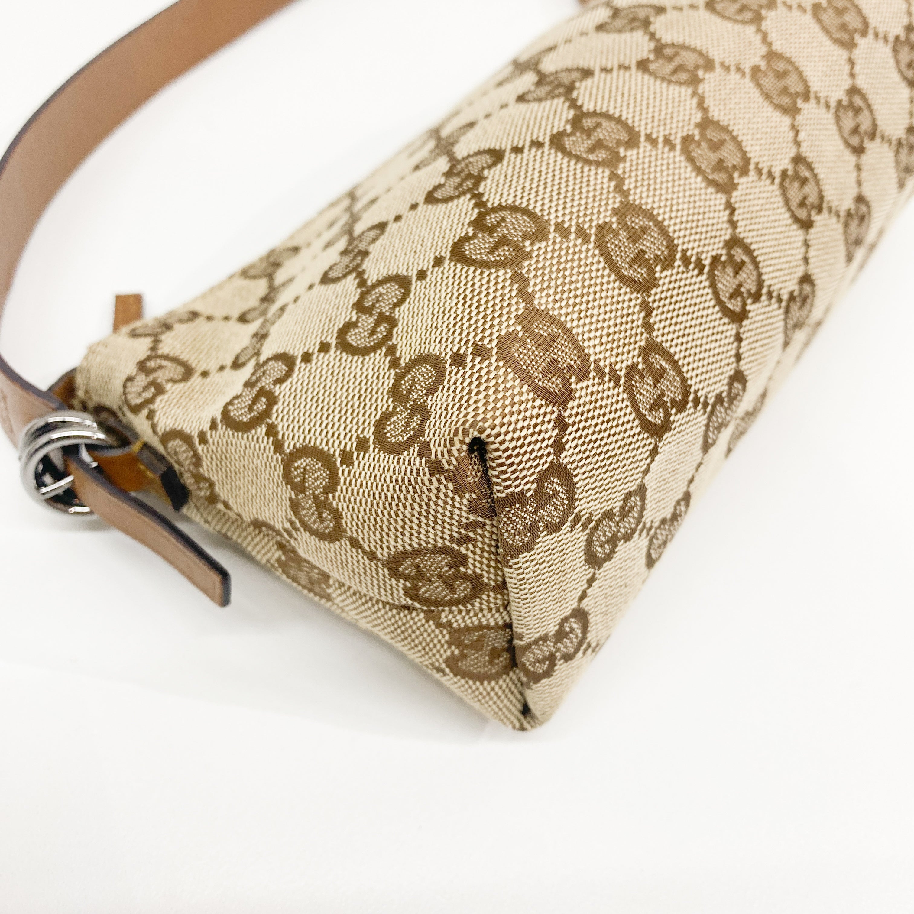 GG Canvas Brown Pouch Shoulder Bag