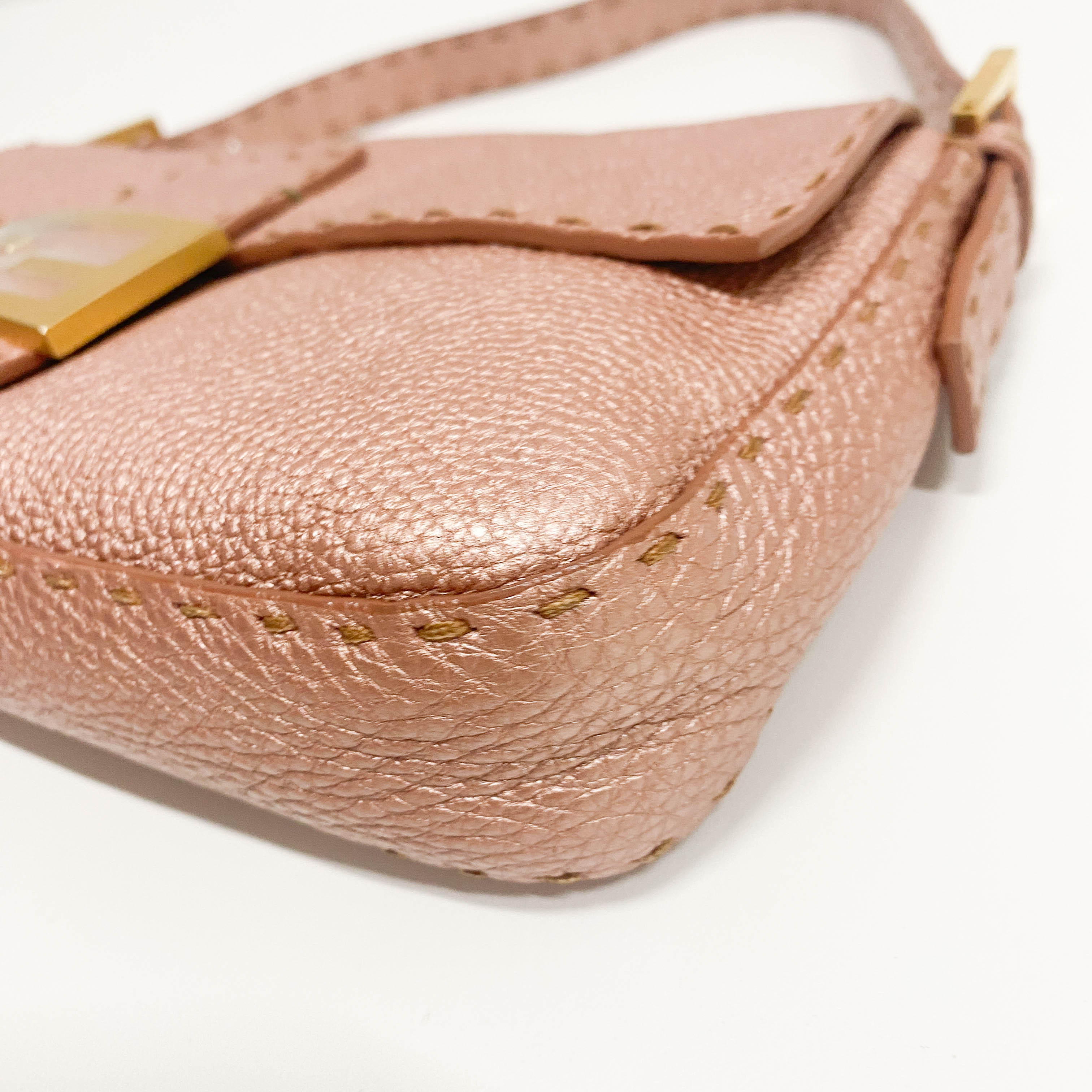 Selleria Baguette Rosegold Leather Shoulder Bag