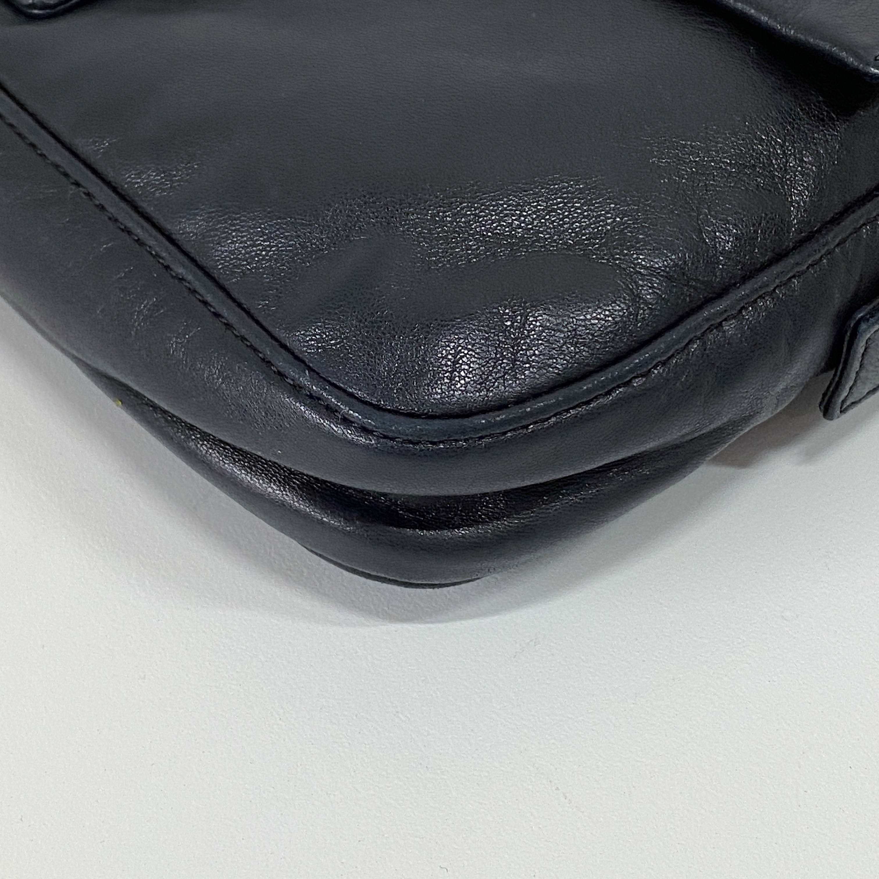 Baguette Black Leather Shoulder Bag