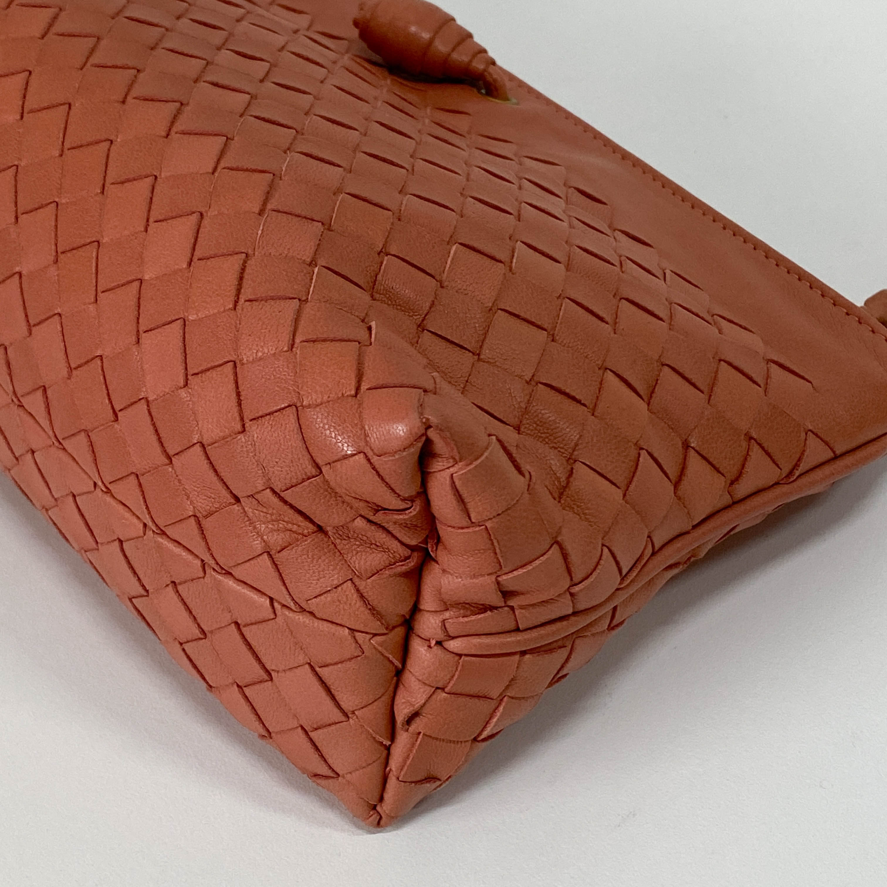 Intrecciato Pink Leather Shoulder Bag