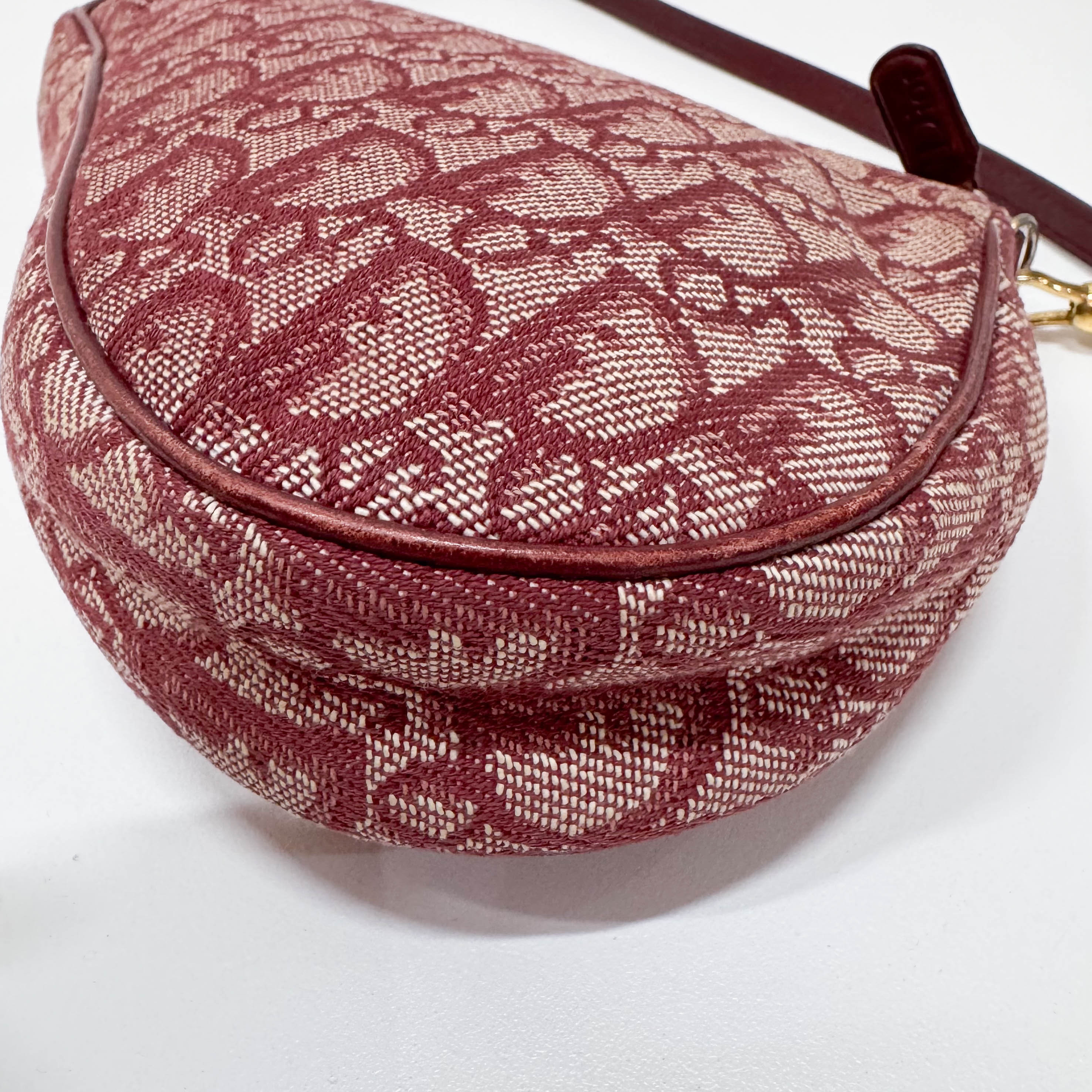 Saddle Red Trotter Canvas Shoulder Bag