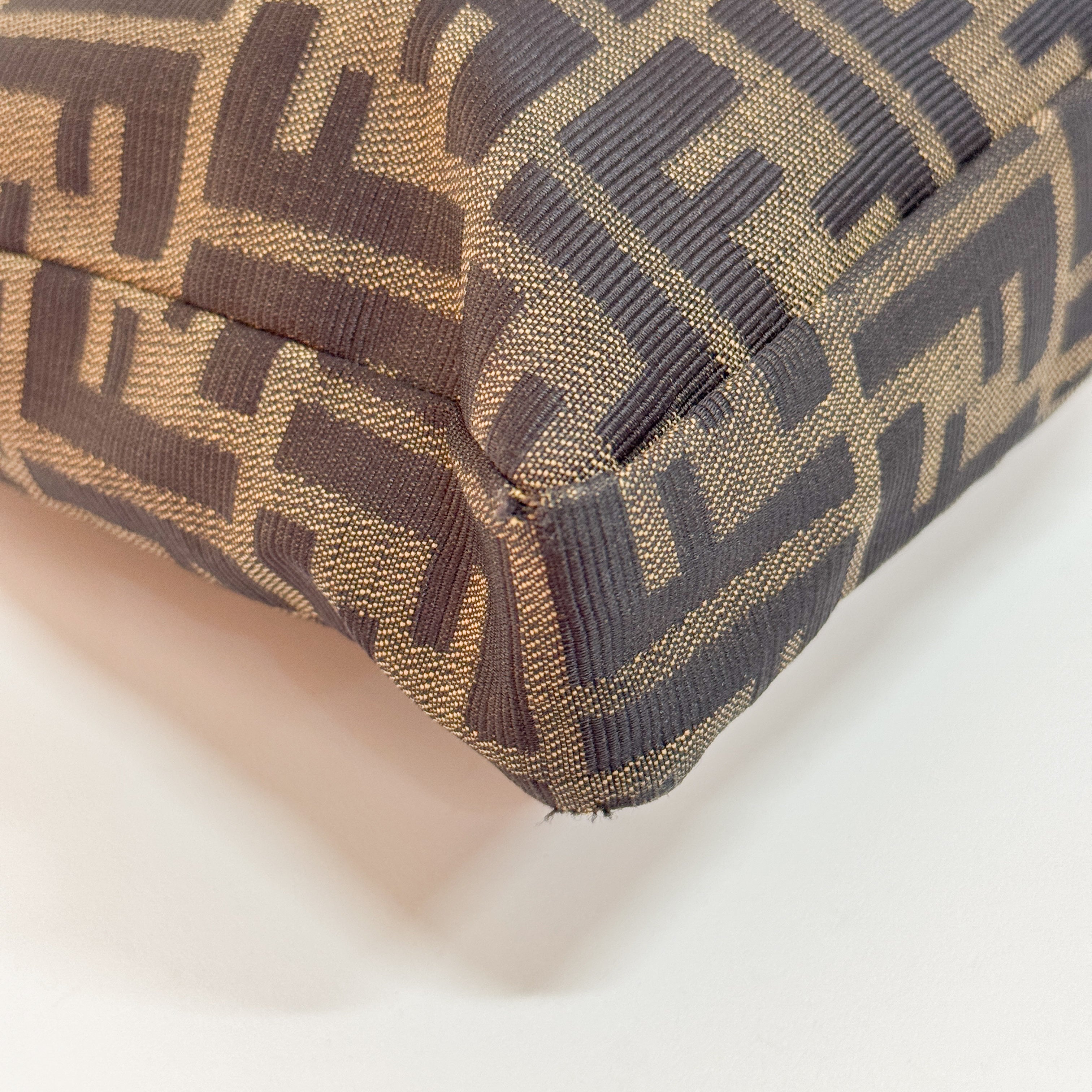 Zucca Brown Canvas Shoulder Bag