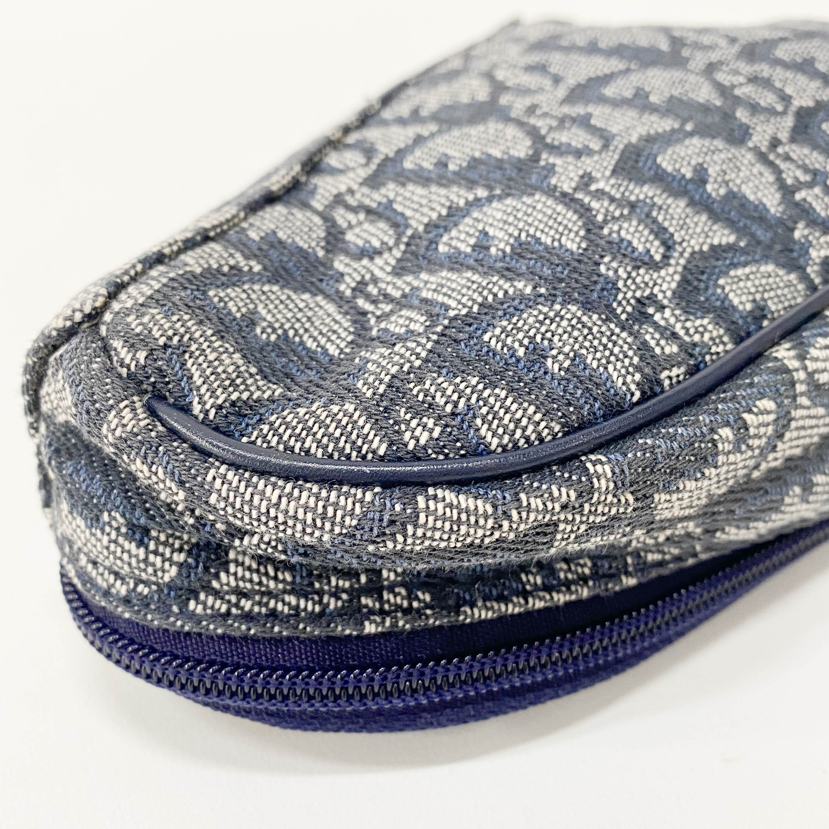 Saddle Blue Trotter D-Charm Pouch