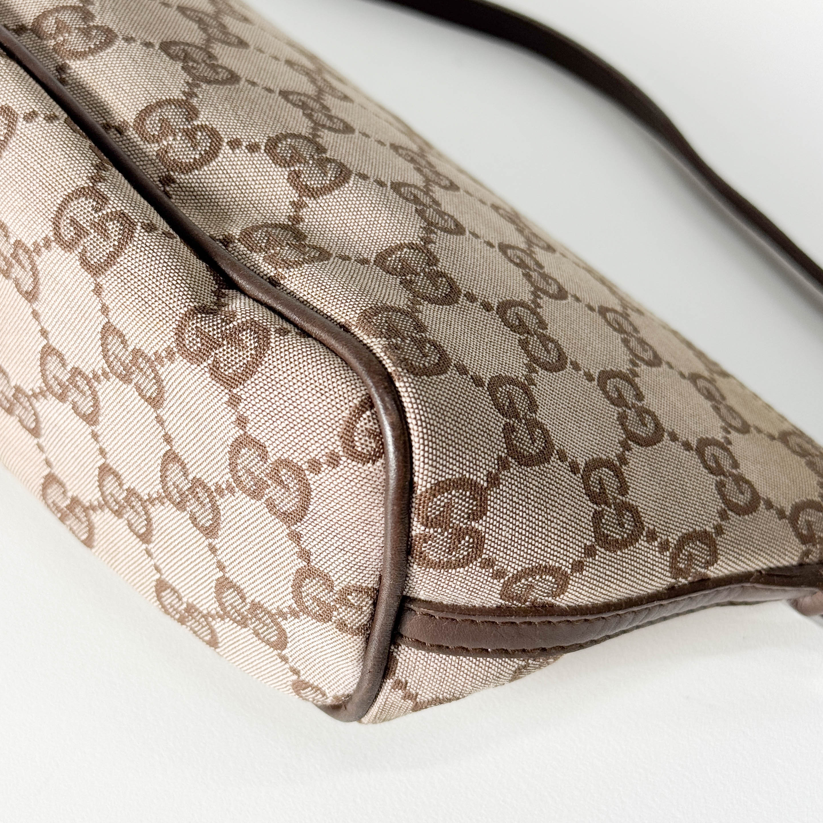 GG Canvas Brown Pouch Bag