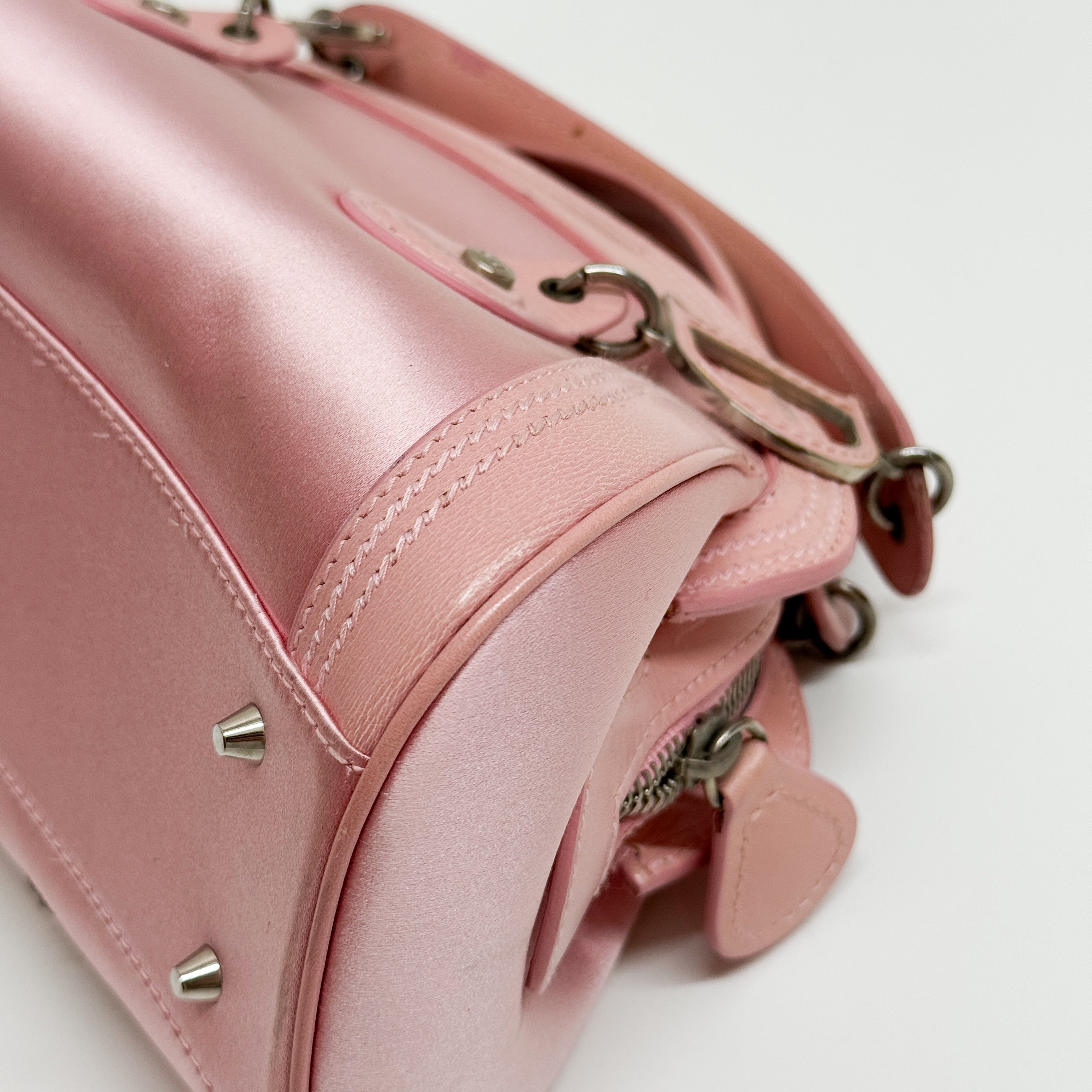 Vintage Pink Embroidered Beaded Satin Hand Bag