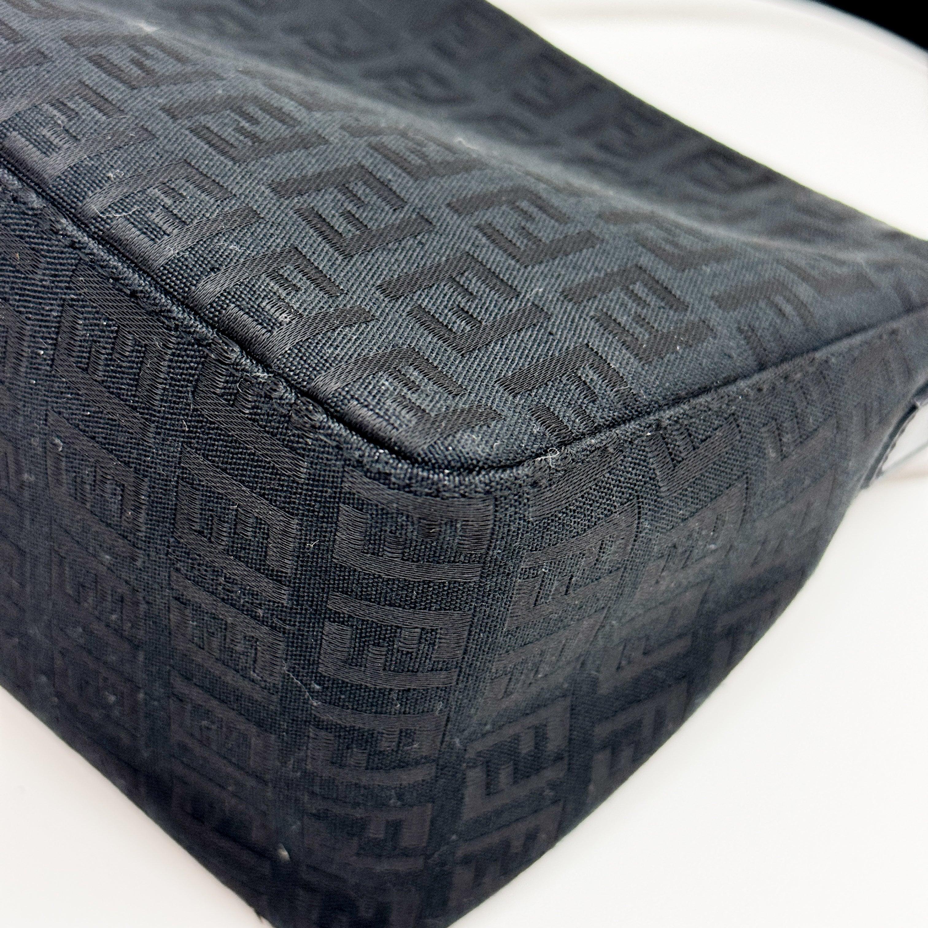 Zucca Black Canvas Shoulder Bag