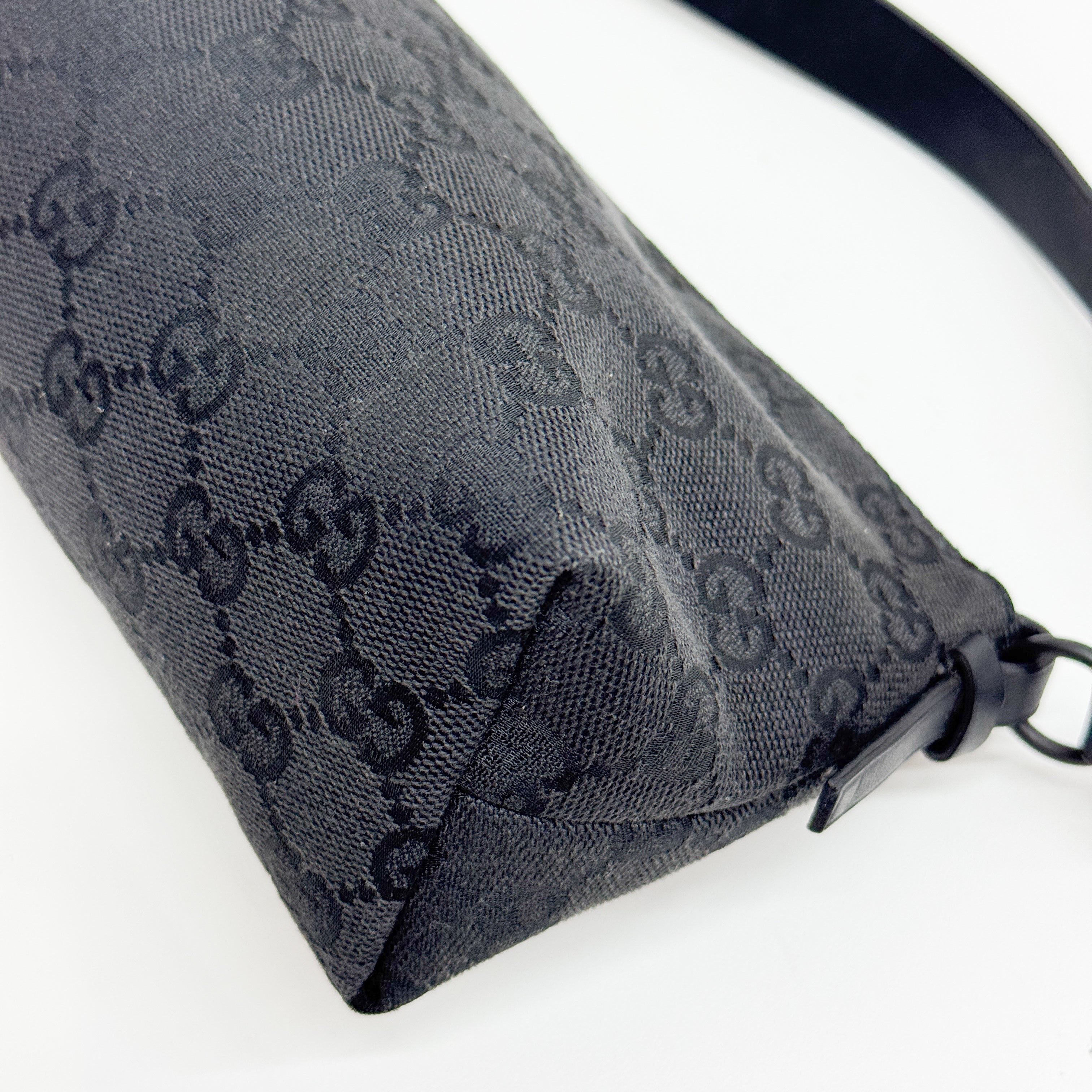 GG Canvas Black Pouch Bag