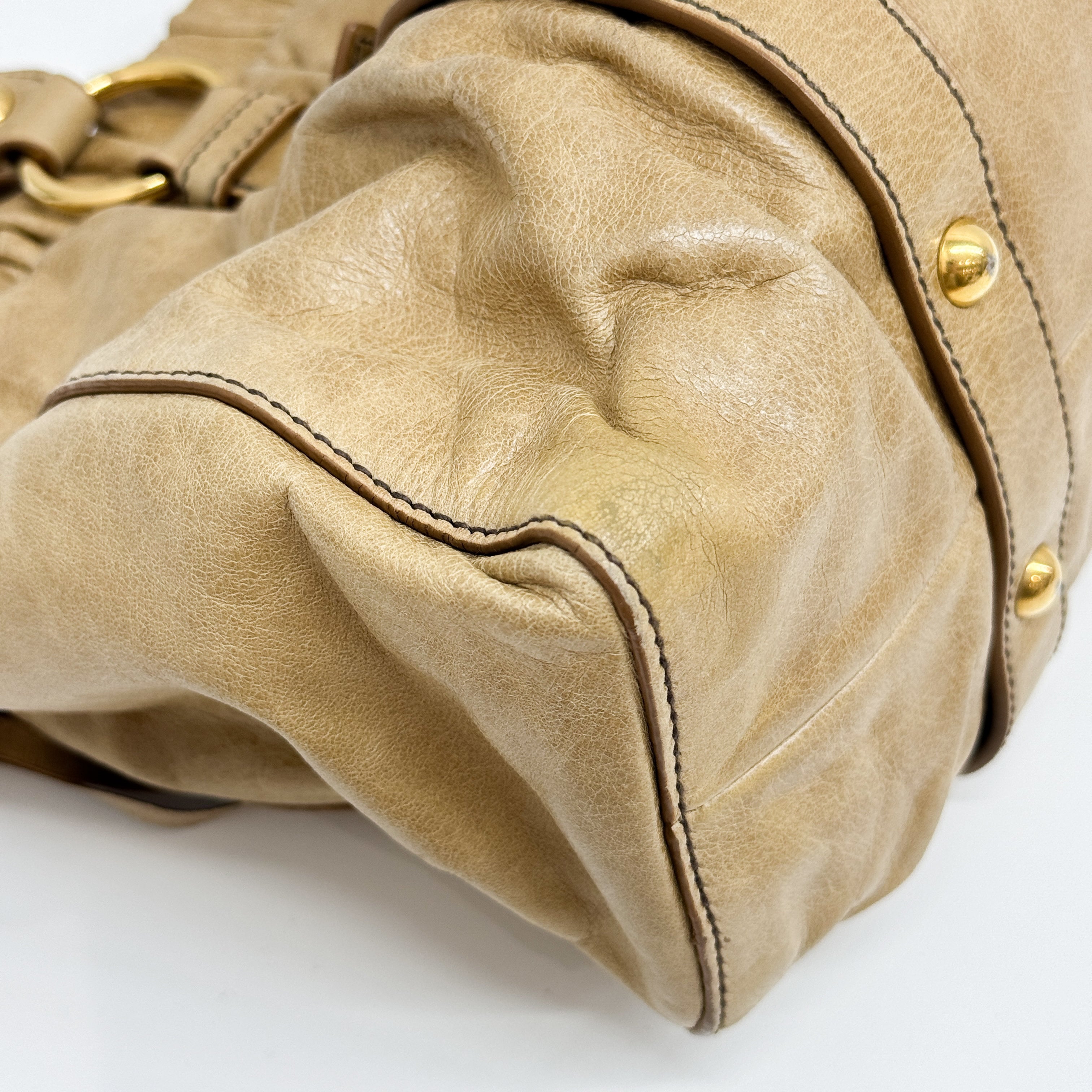 Vittelo Beige Leather Handle Bag