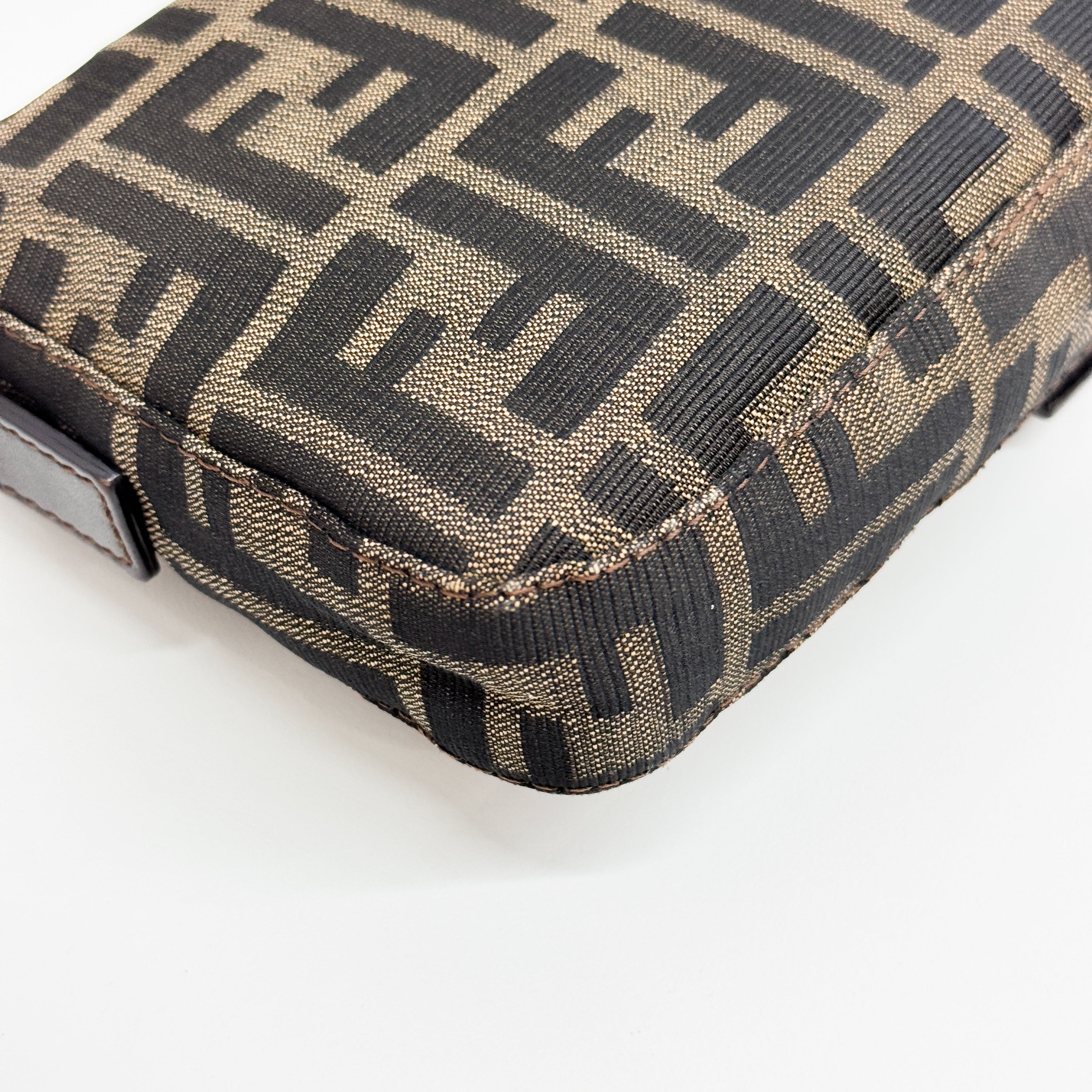 Zucca Baguette Brown Canvas Shoulder Bag