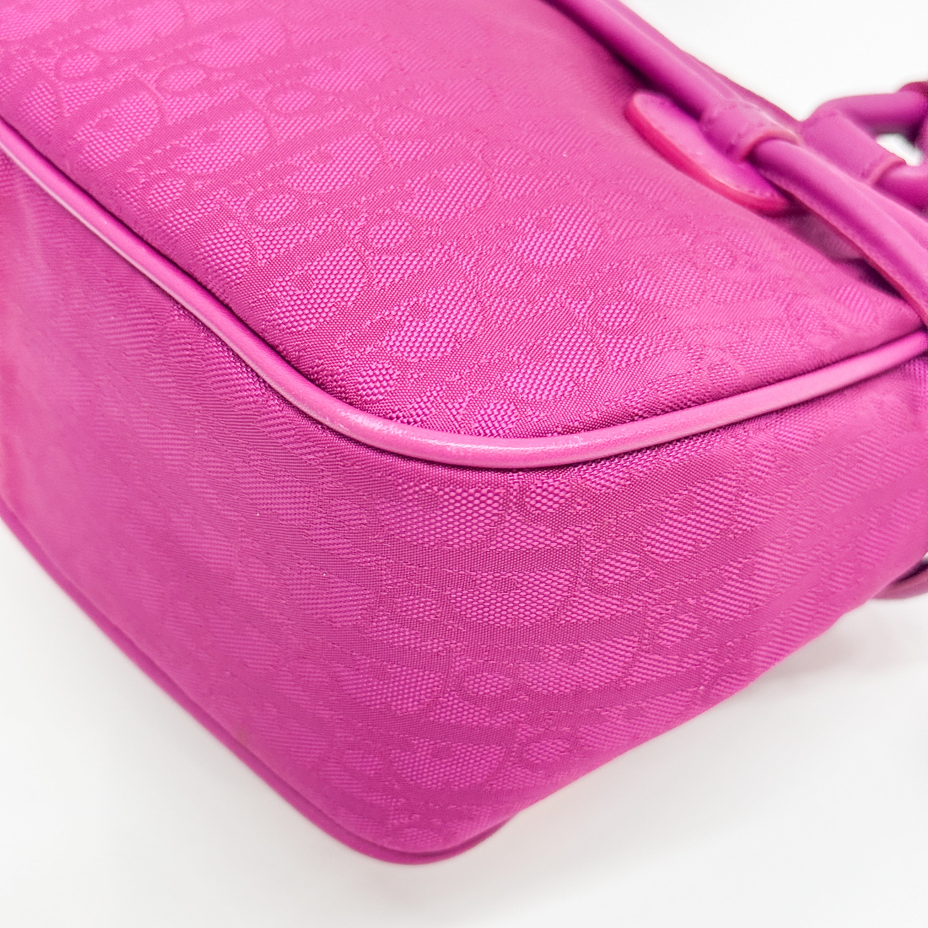 Trotter Fuchsia Canvas Shoulder Bag
