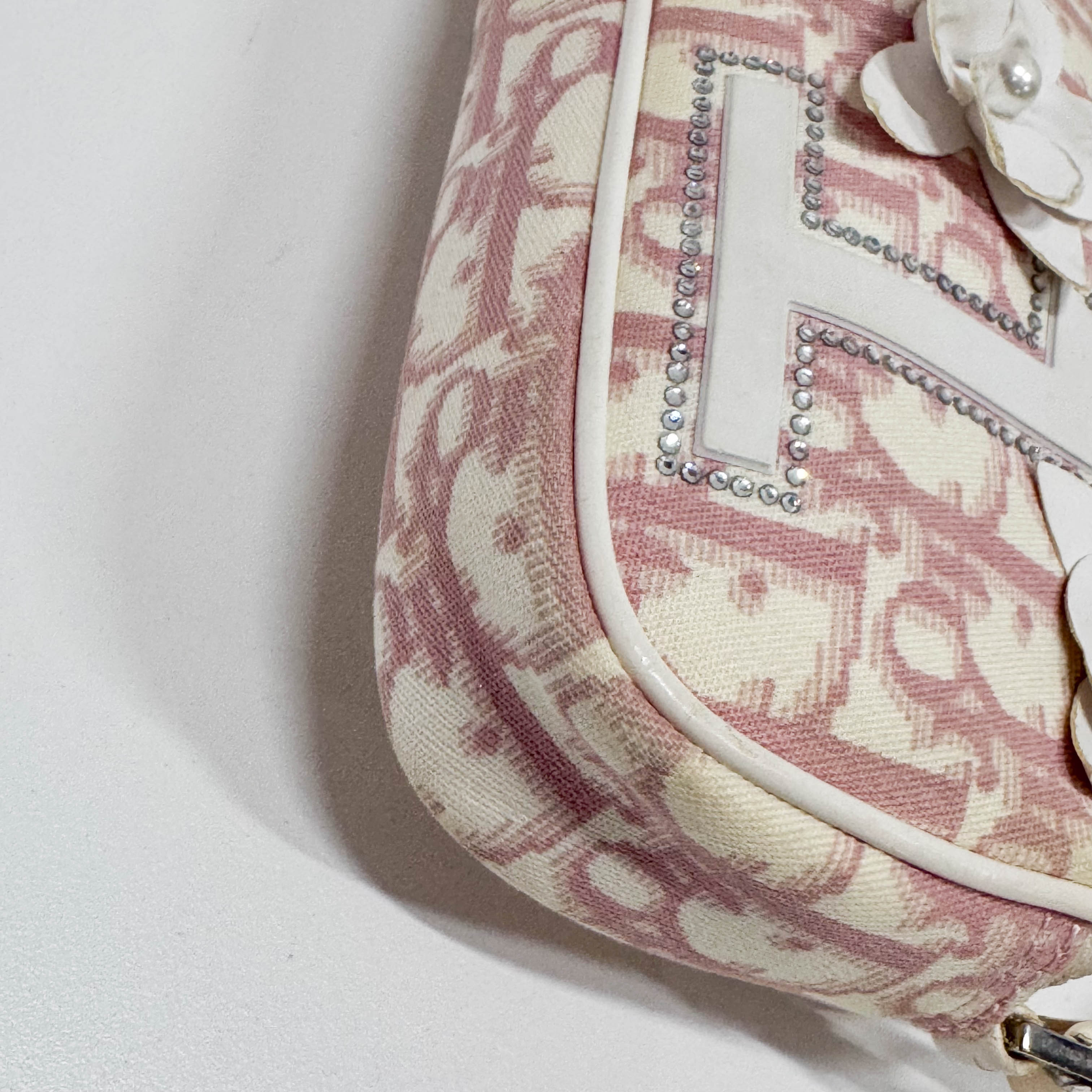 Girly Pinky Monogram Shoulder Bag