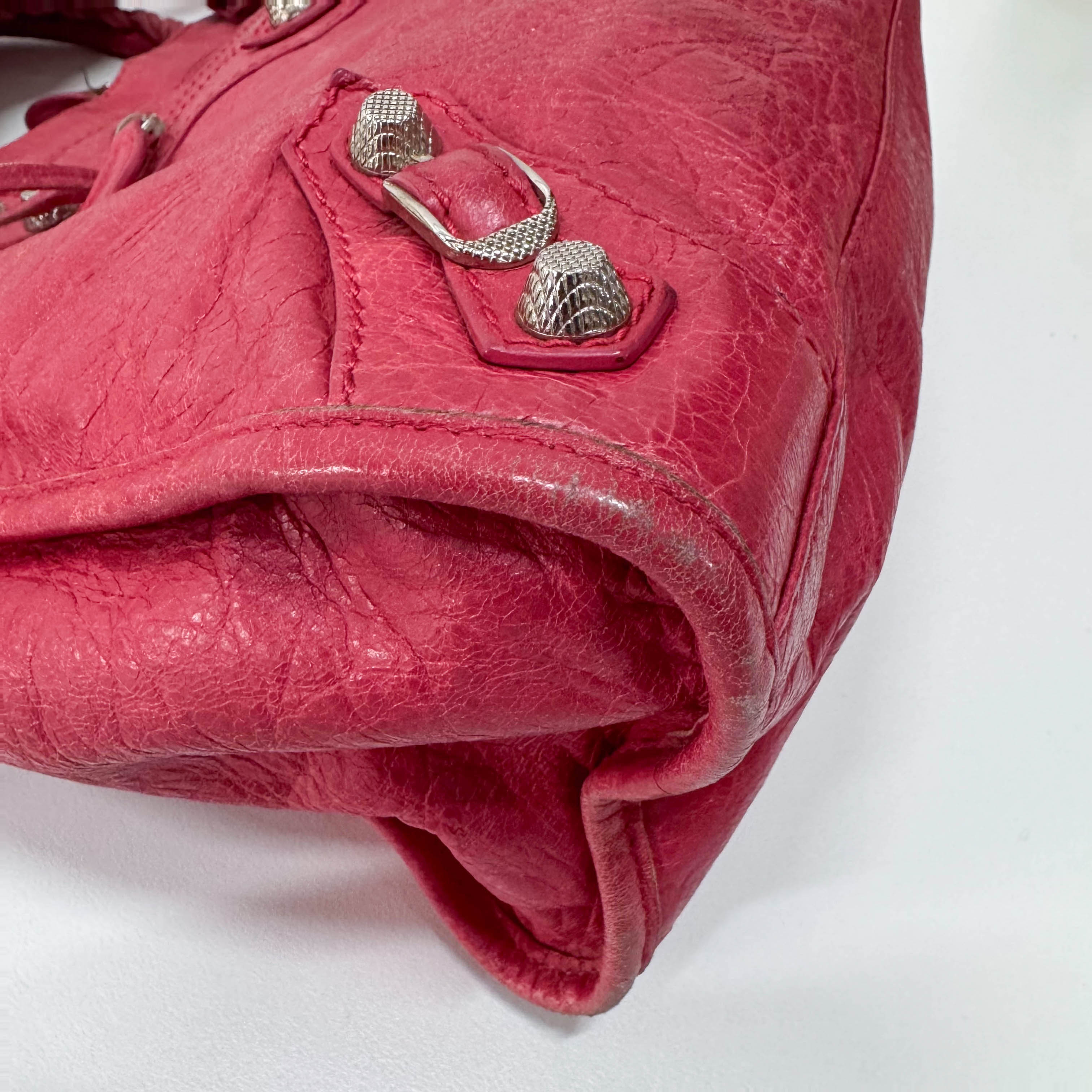 City Magenta Leather Top Handle Bag